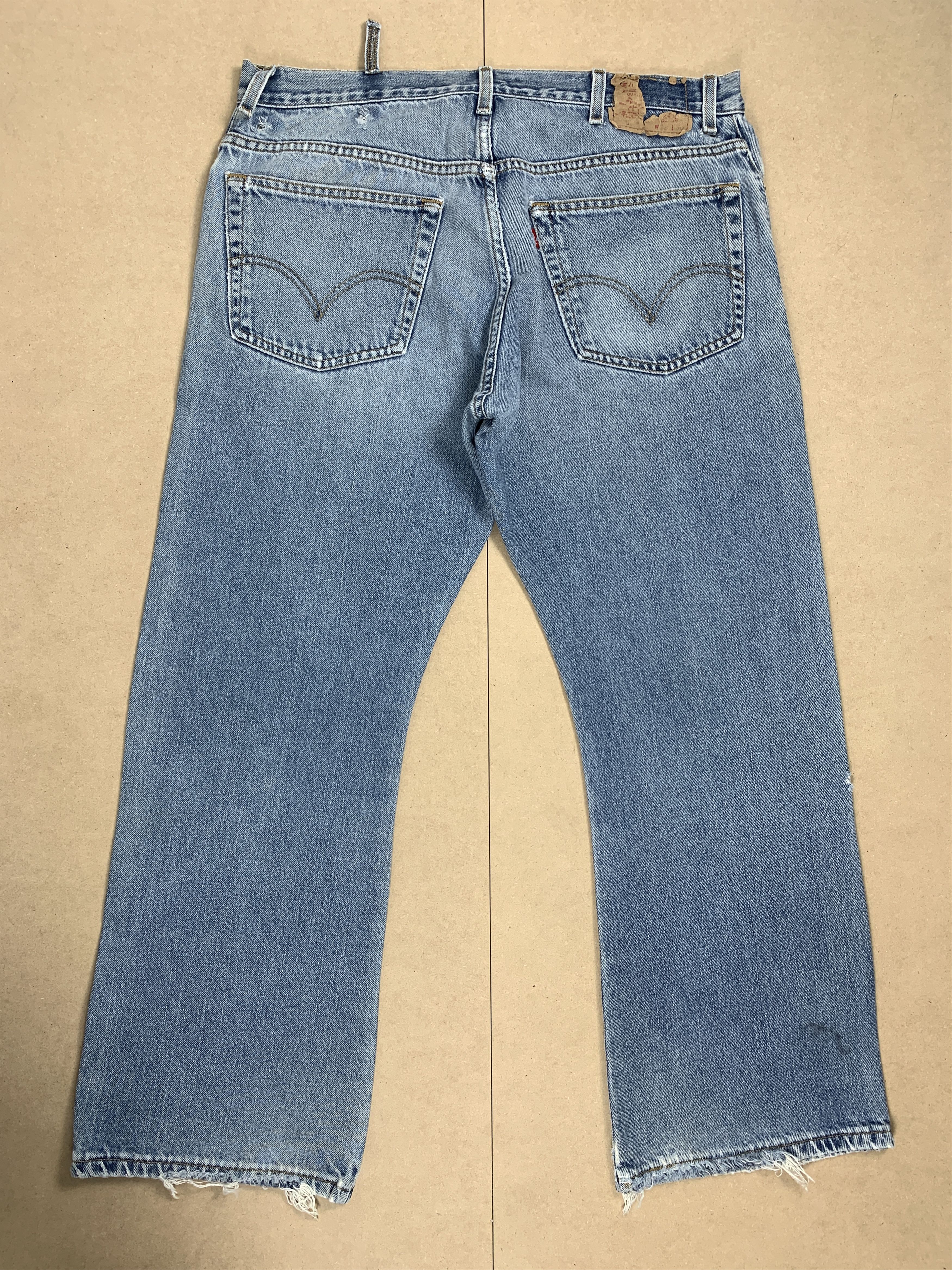 Levi's Vintage LEVI'S 517 BootCut Distressed Faded Jeans P0263 Size US 36 / EU 52 - 6 Thumbnail