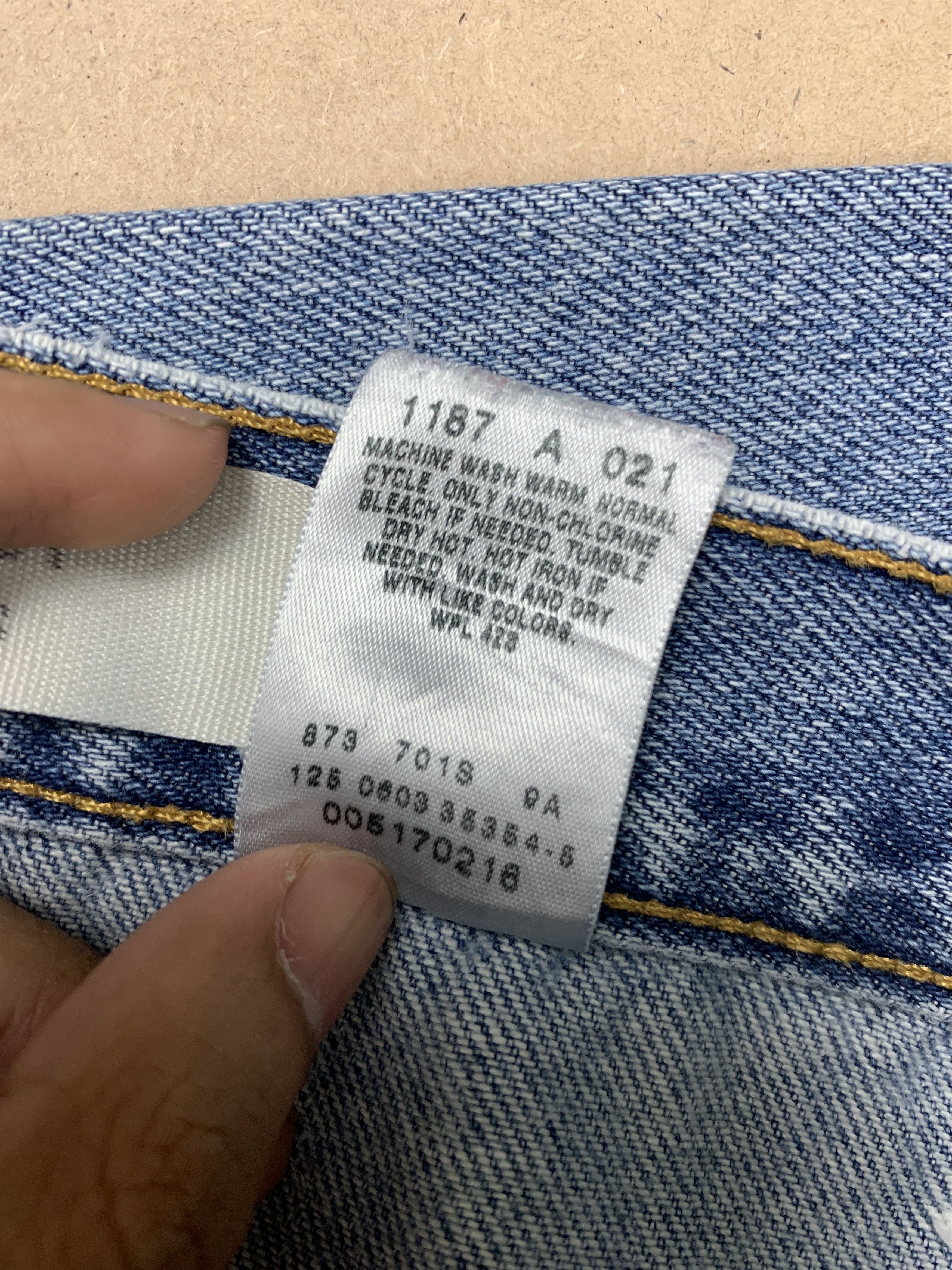 Levi's Vintage LEVI'S 517 BootCut Distressed Faded Jeans P0263 Size US 36 / EU 52 - 12 Thumbnail