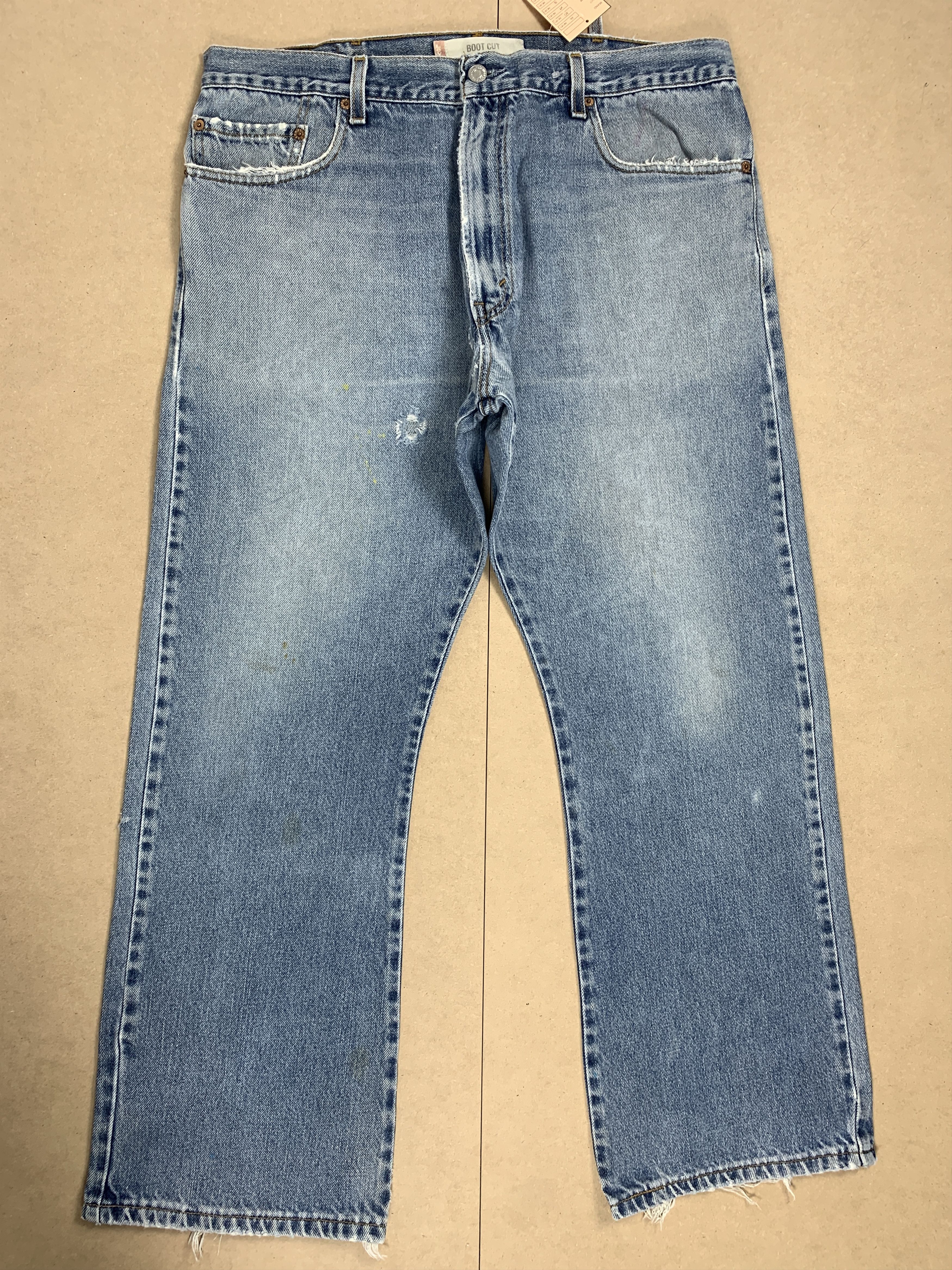 Levi's Vintage LEVI'S 517 BootCut Distressed Faded Jeans P0263 Size US 36 / EU 52 - 1 Thumbnail