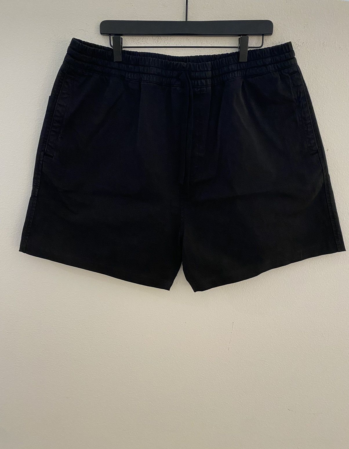 image of Carhartt Wip Lawton Short XL NWT in Black, Men's (Size 36)