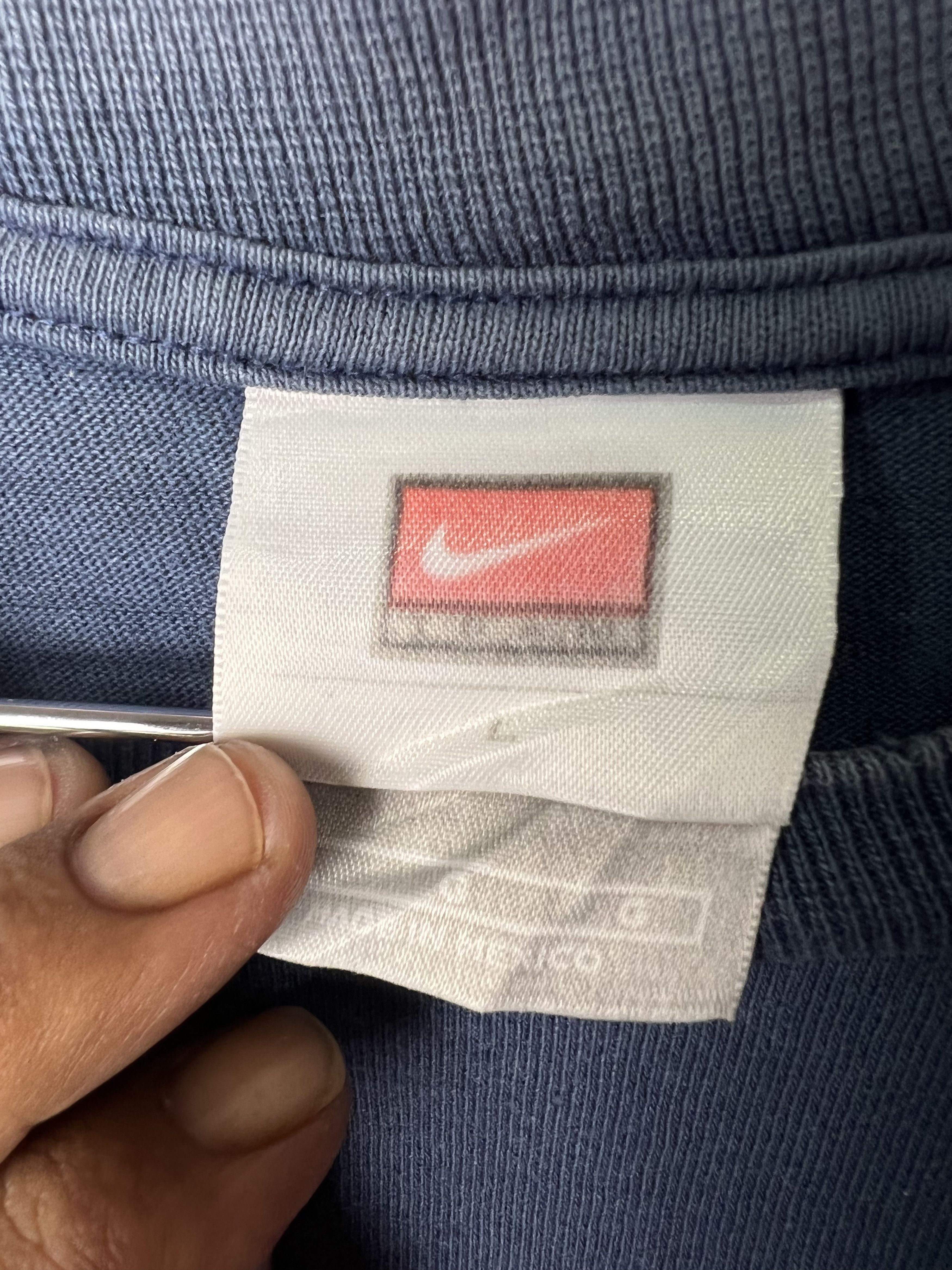 Nike 🔥Rare Vintage Nike Bulldogs Tees Size US L / EU 52-54 / 3 - 12 Thumbnail