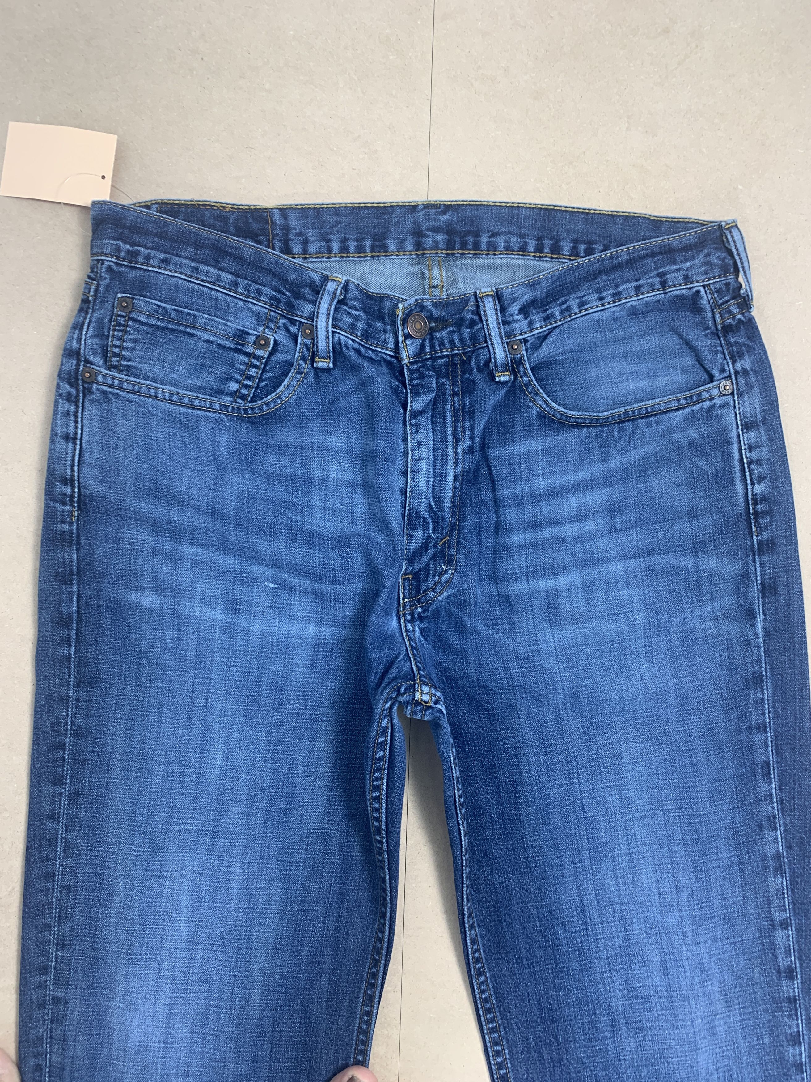 Levi's Vintage Levis 514 Straight Cut Blue Faded Blue Jeans Size US 33 - 2 Thumbnail