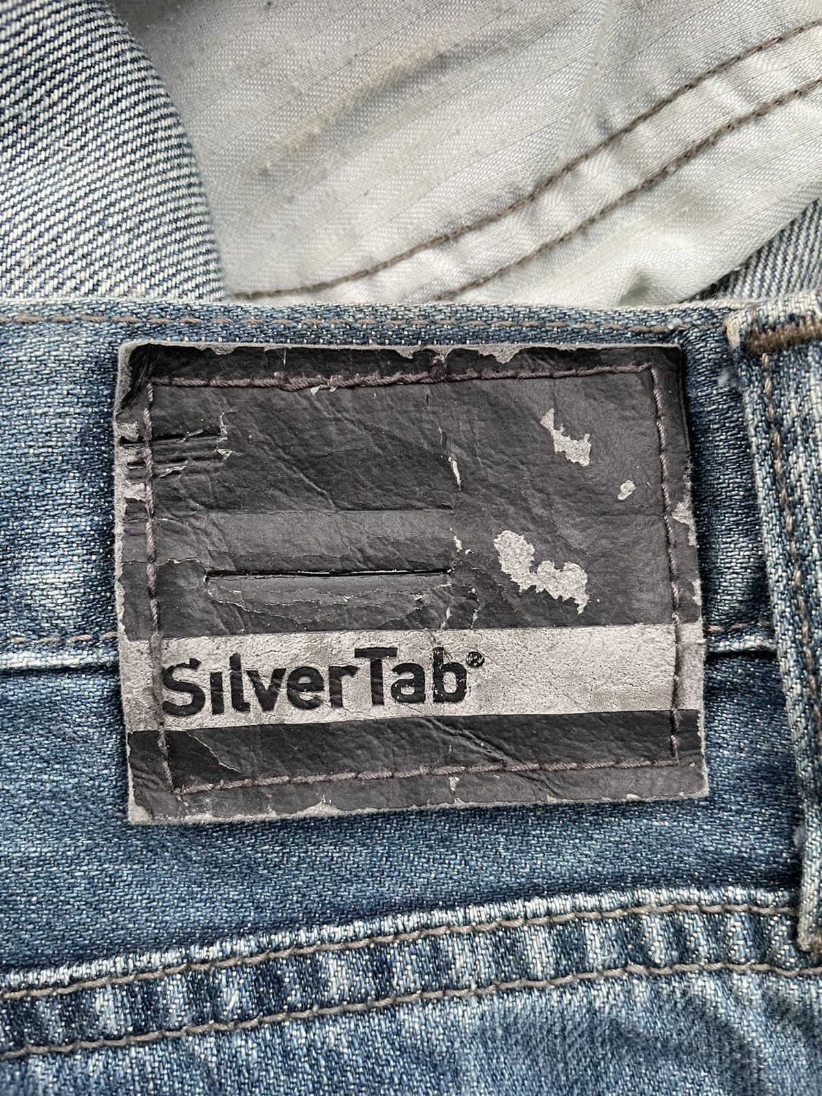 Levi's × Vintage Vintage Levis Silvertab Single R Loose Jeans Size US 35 - 10 Thumbnail