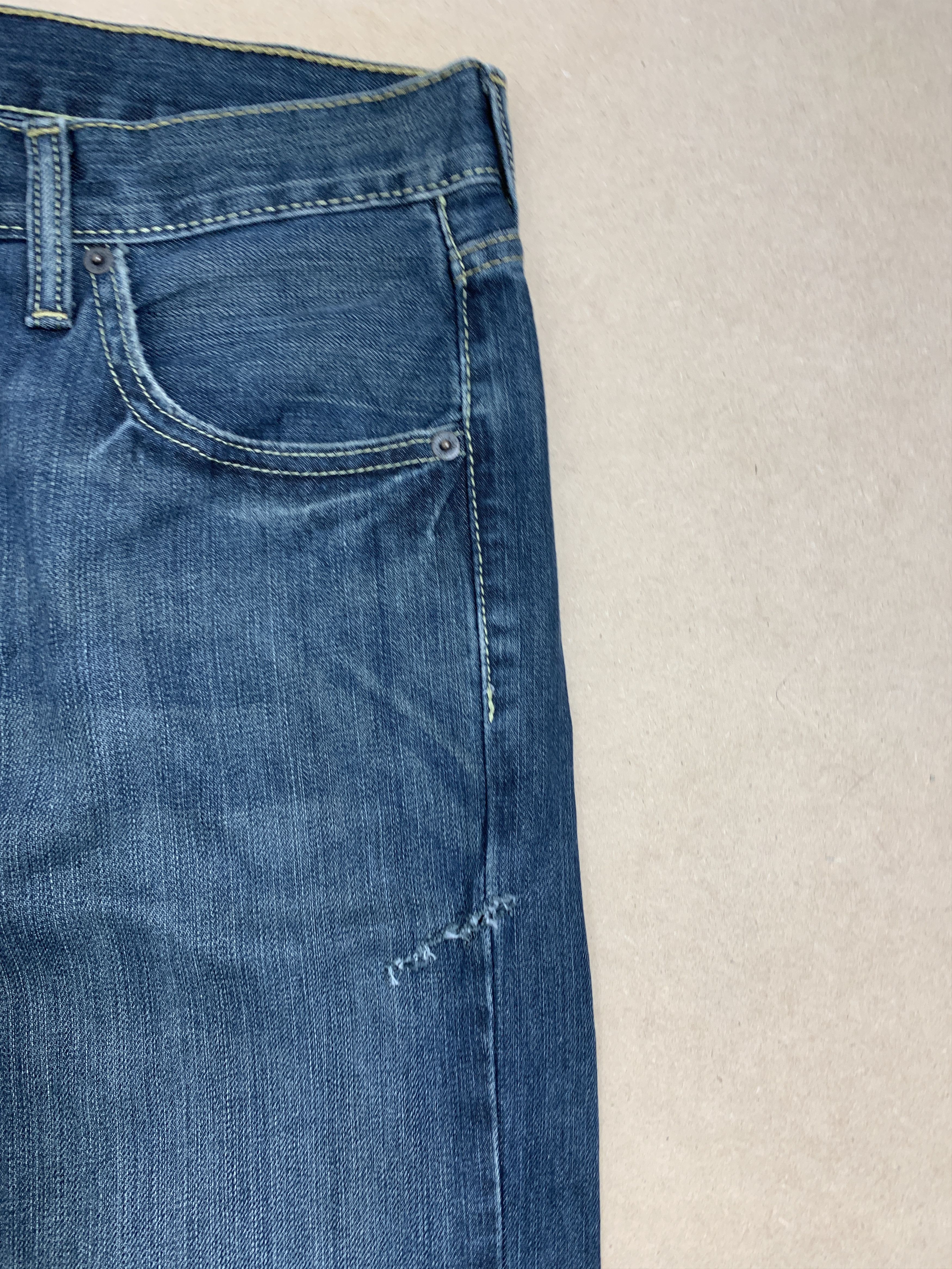 Levi's Vintage Levis 527 Flared Bootcut Faded Jeans P0345 Size US 33 - 6 Thumbnail