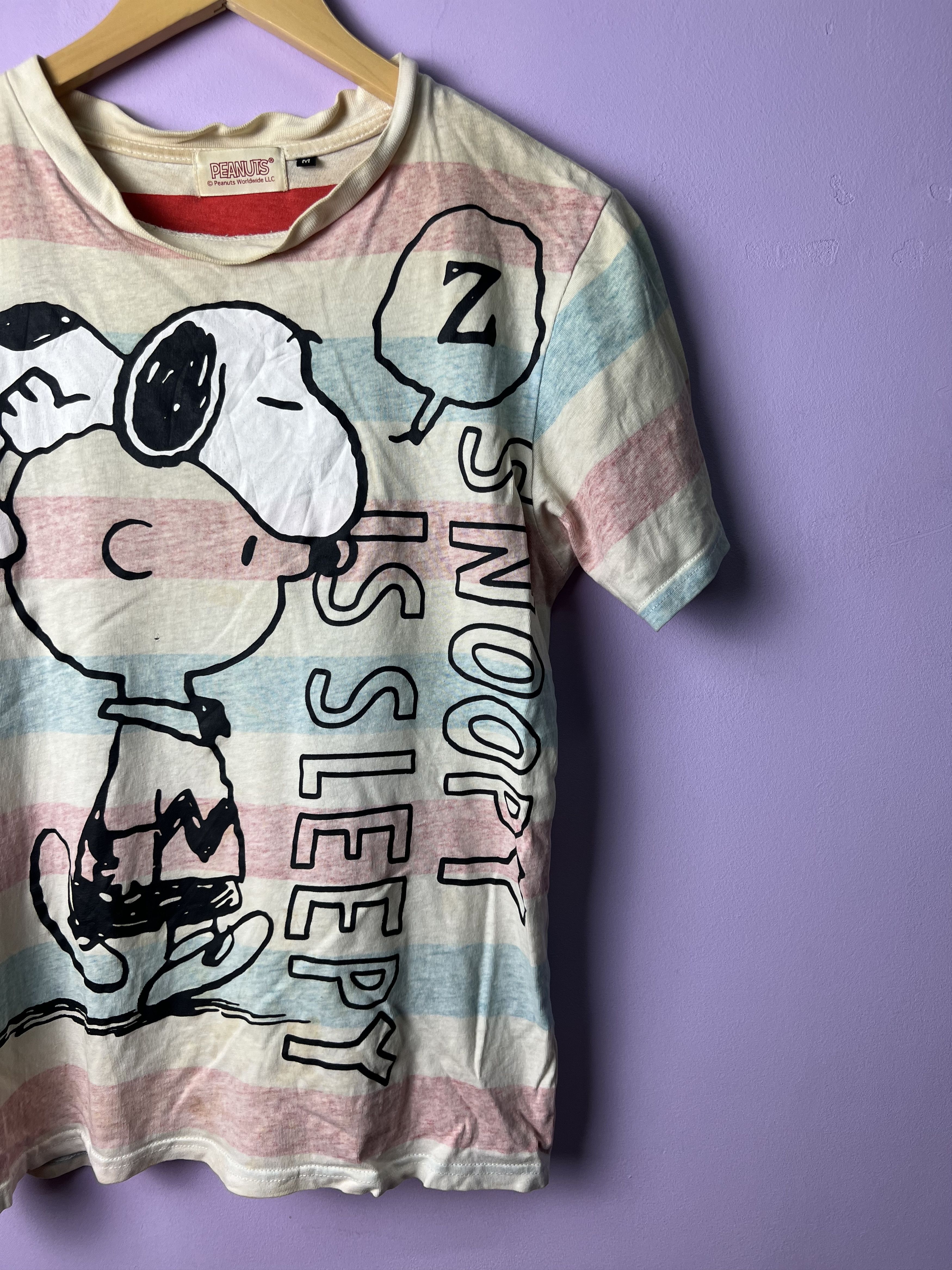 Peanuts 🔥Distressed Cream Stripe Snoopy Is Sleepy Tees Size US M / EU 48-50 / 2 - 4 Thumbnail