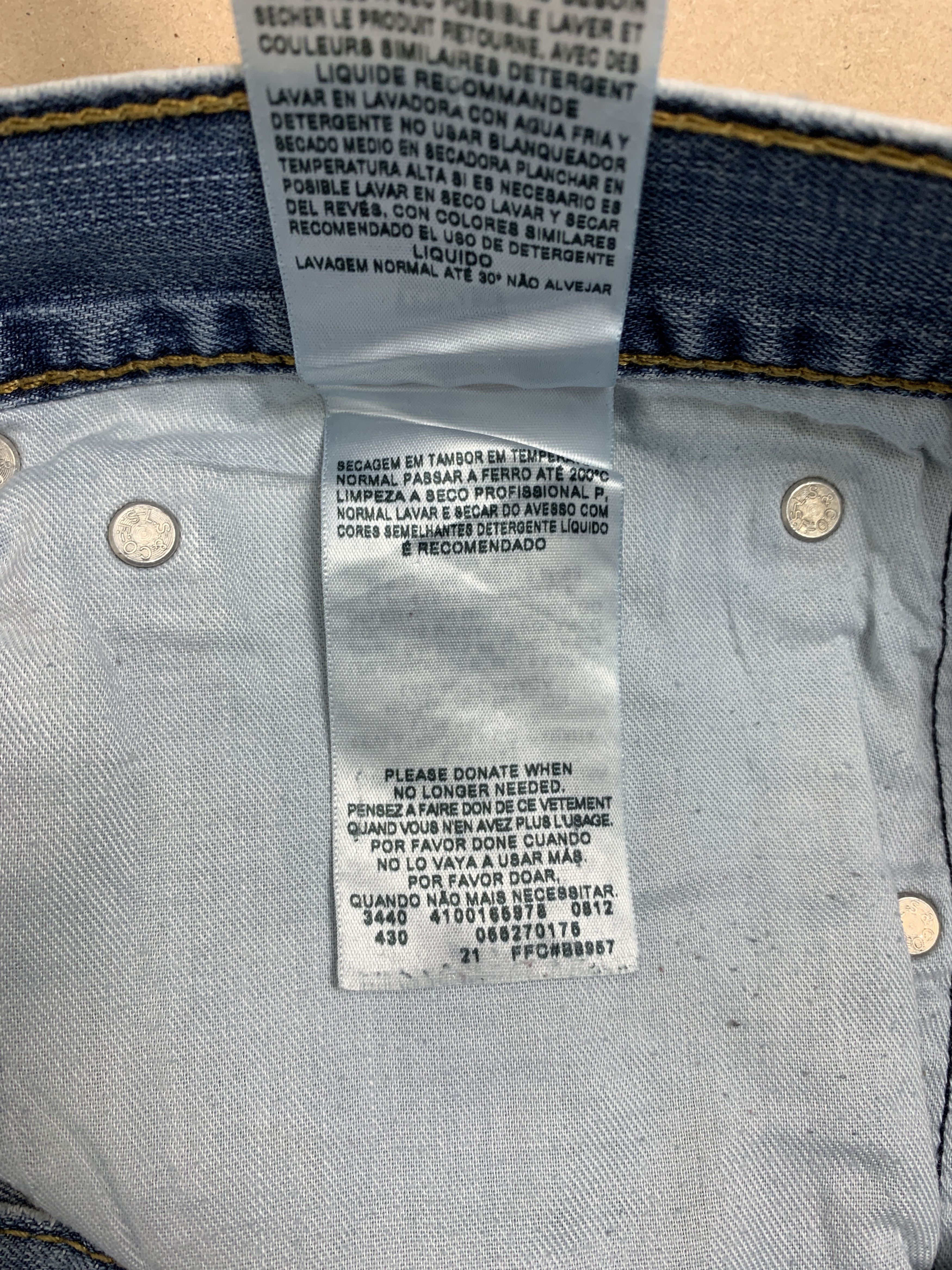 Levi's Vintage Levis 527 Flared Boot Cut Faded Jeans P0367 Size US 40 / EU 56 - 18 Thumbnail