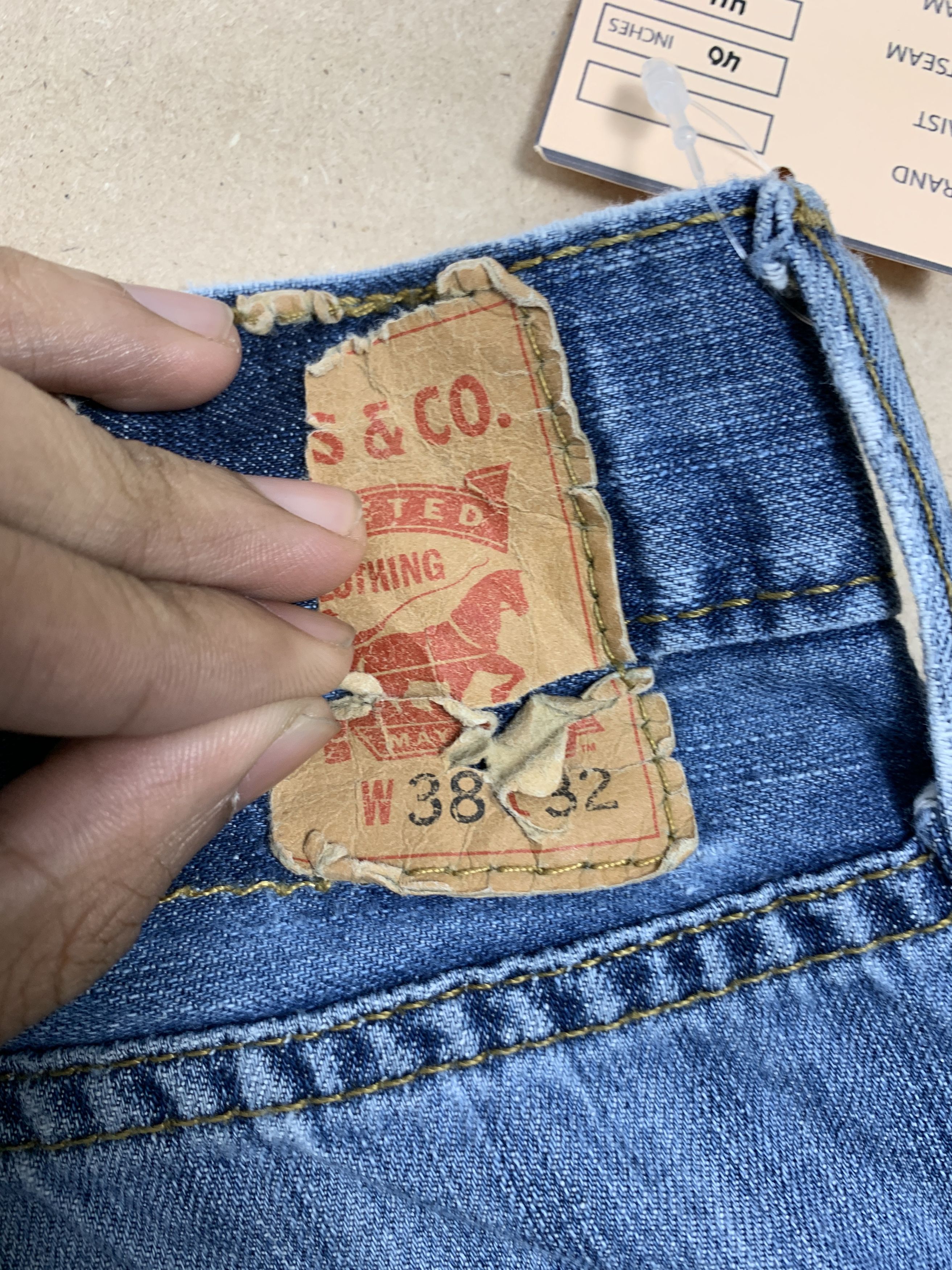 Levi's Vintage Levis 527 Flared Boot Cut Faded Jeans P0367 Size US 40 / EU 56 - 10 Thumbnail