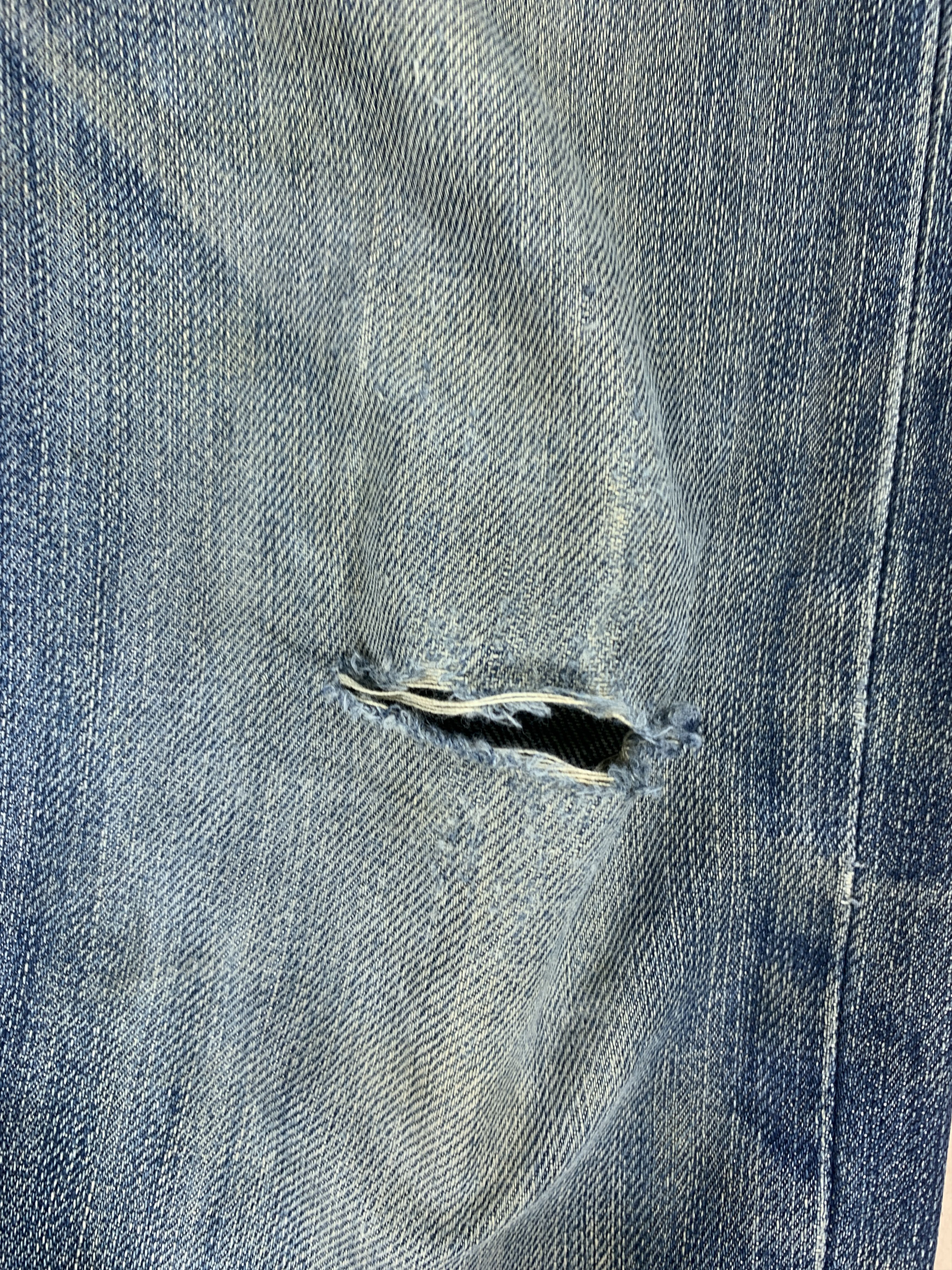 Levi's Vintage LEVI'S 501 Distressed Faded Straight Cut Jeans P0062 Size US 31 - 6 Thumbnail