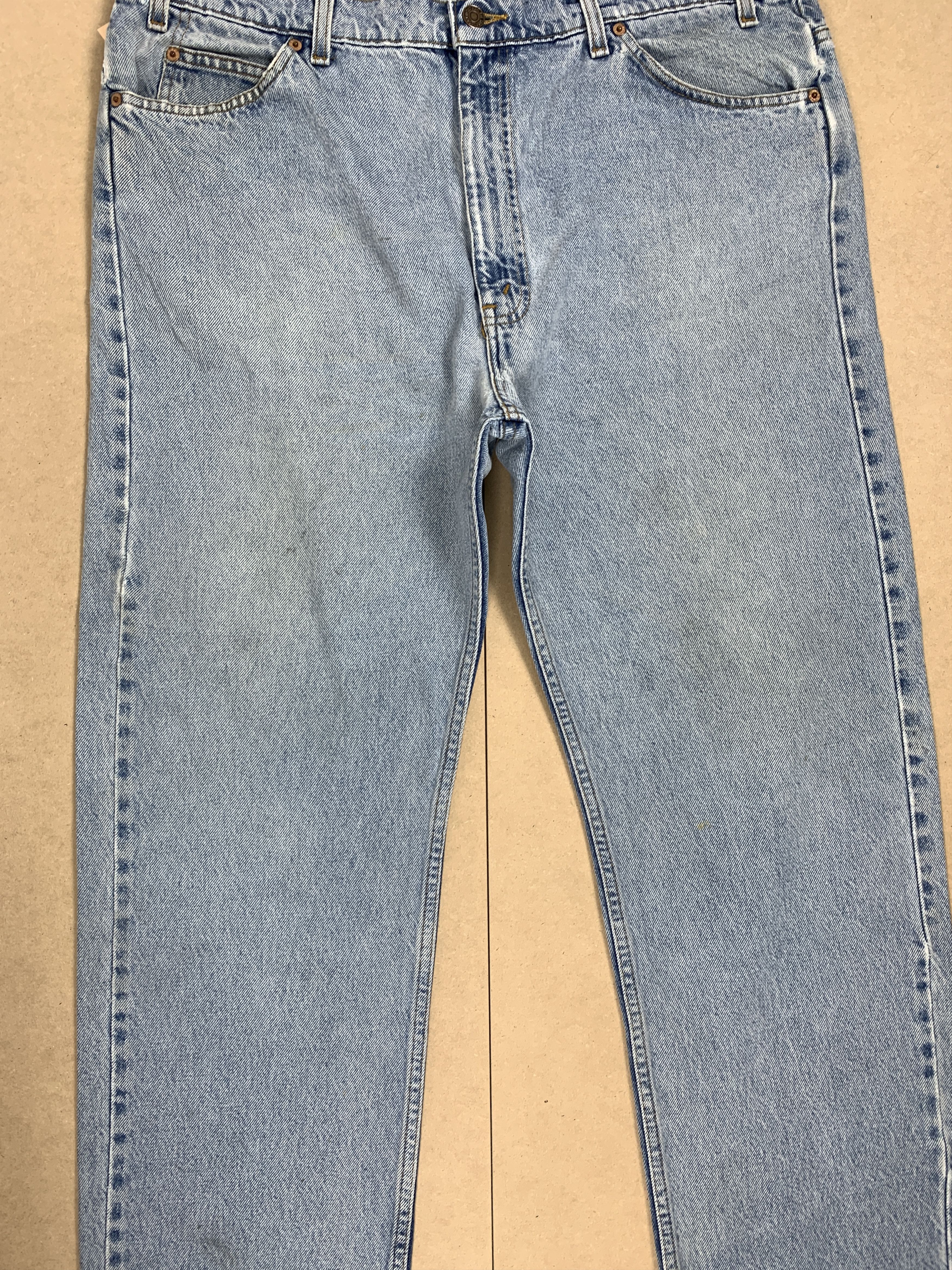 Levi's × Vintage Vintage Levis 505 Straight Cut Mid Wash Jeans Size US 40 / EU 56 - 2 Thumbnail