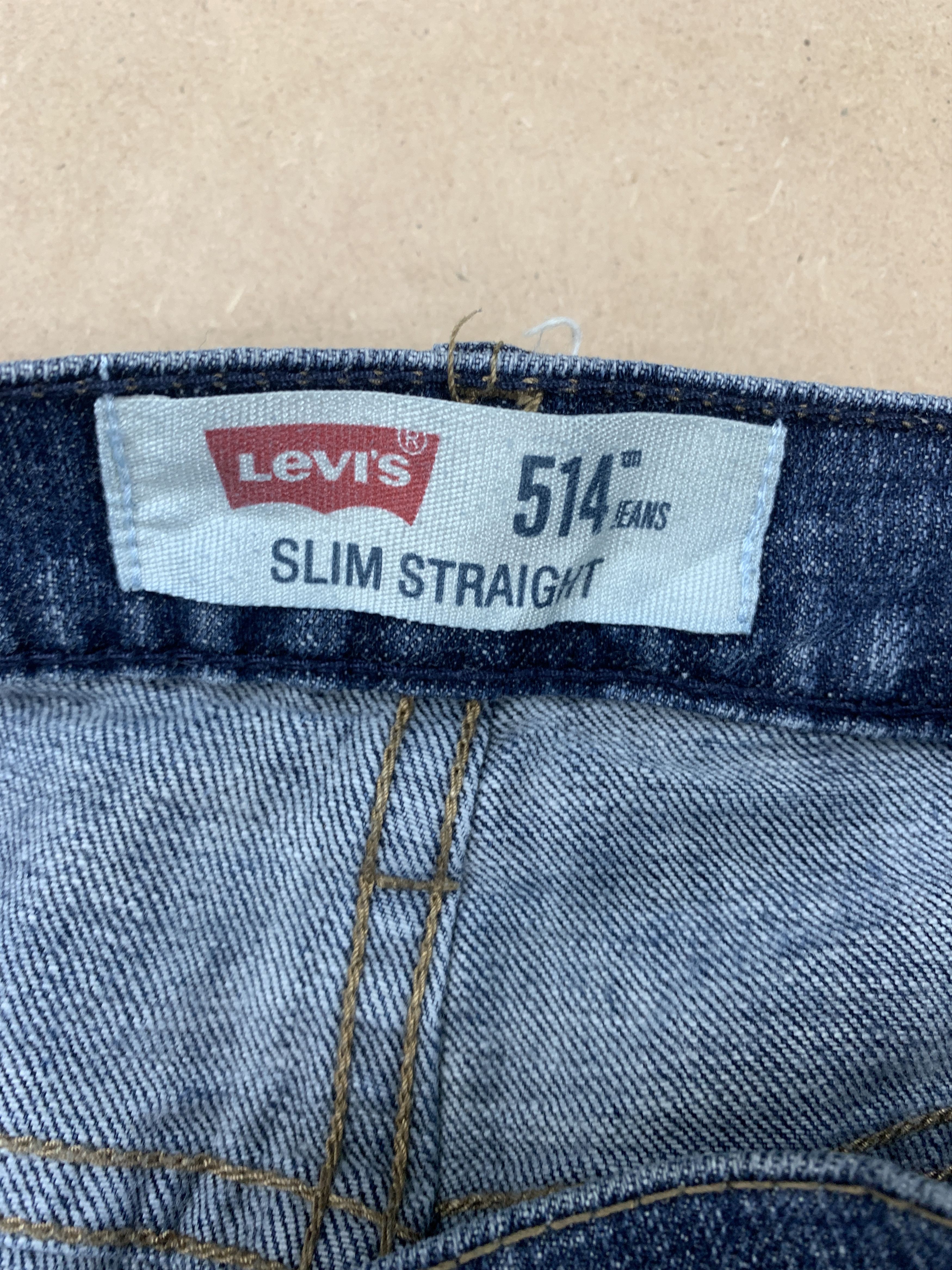 Levi's Vintage Levis 514 Straight Cut Distressed Faded Blue Jeans Size US 34 / EU 50 - 13 Thumbnail
