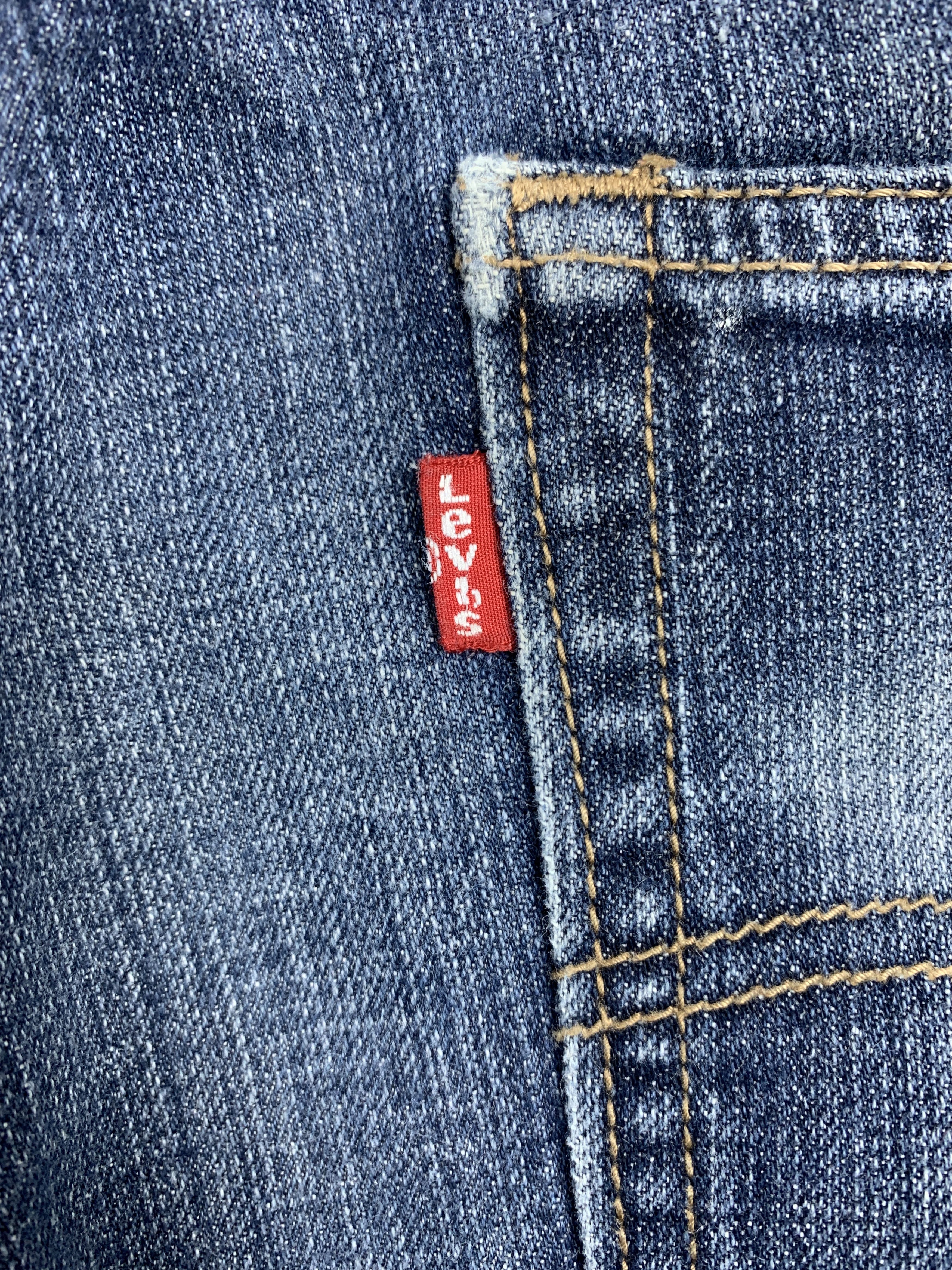 Levi's Vintage Levis 514 Straight Cut Distressed Faded Blue Jeans Size US 34 / EU 50 - 12 Thumbnail