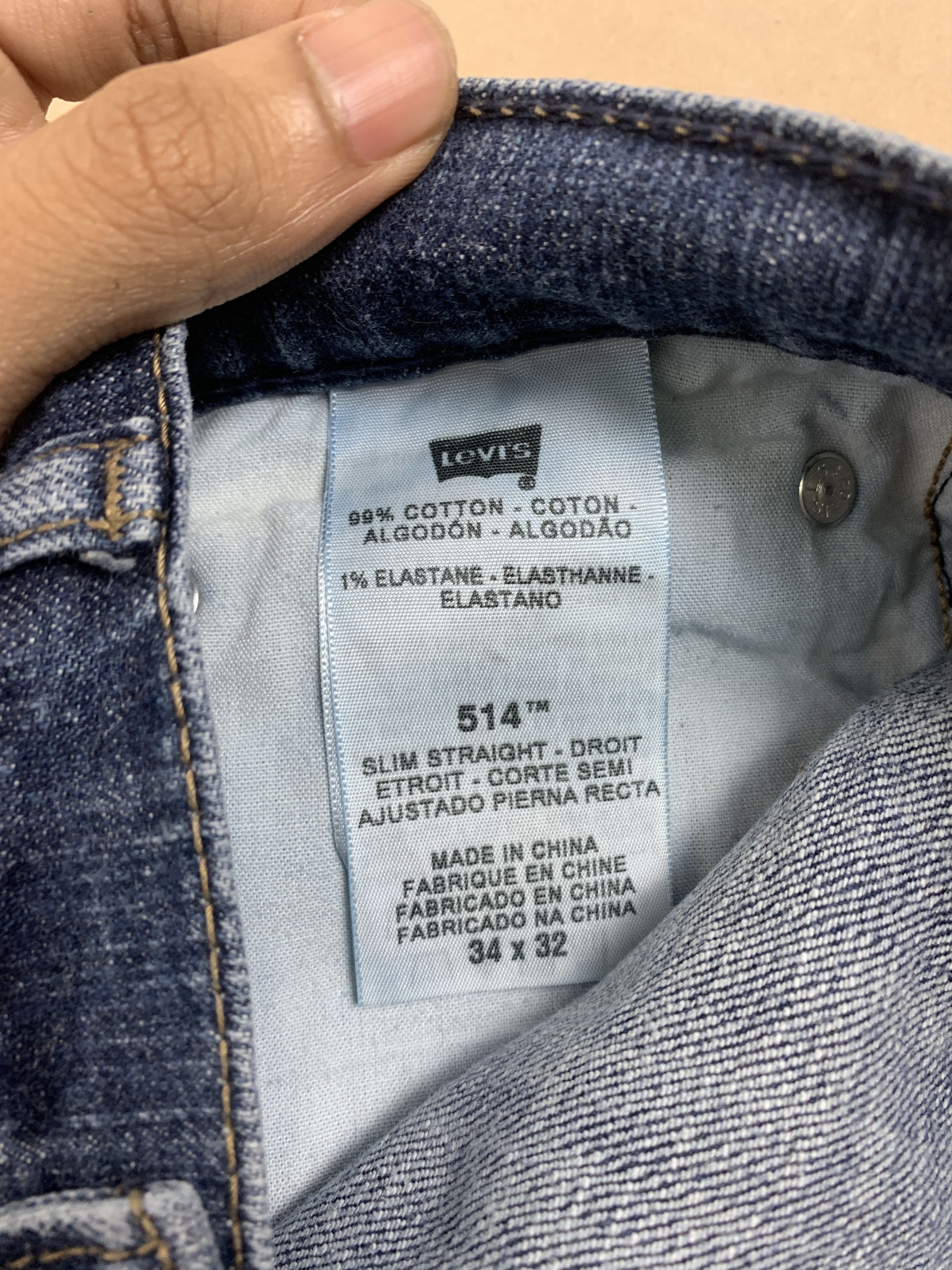 Levi's Vintage Levis 514 Straight Cut Distressed Faded Blue Jeans Size US 34 / EU 50 - 14 Thumbnail