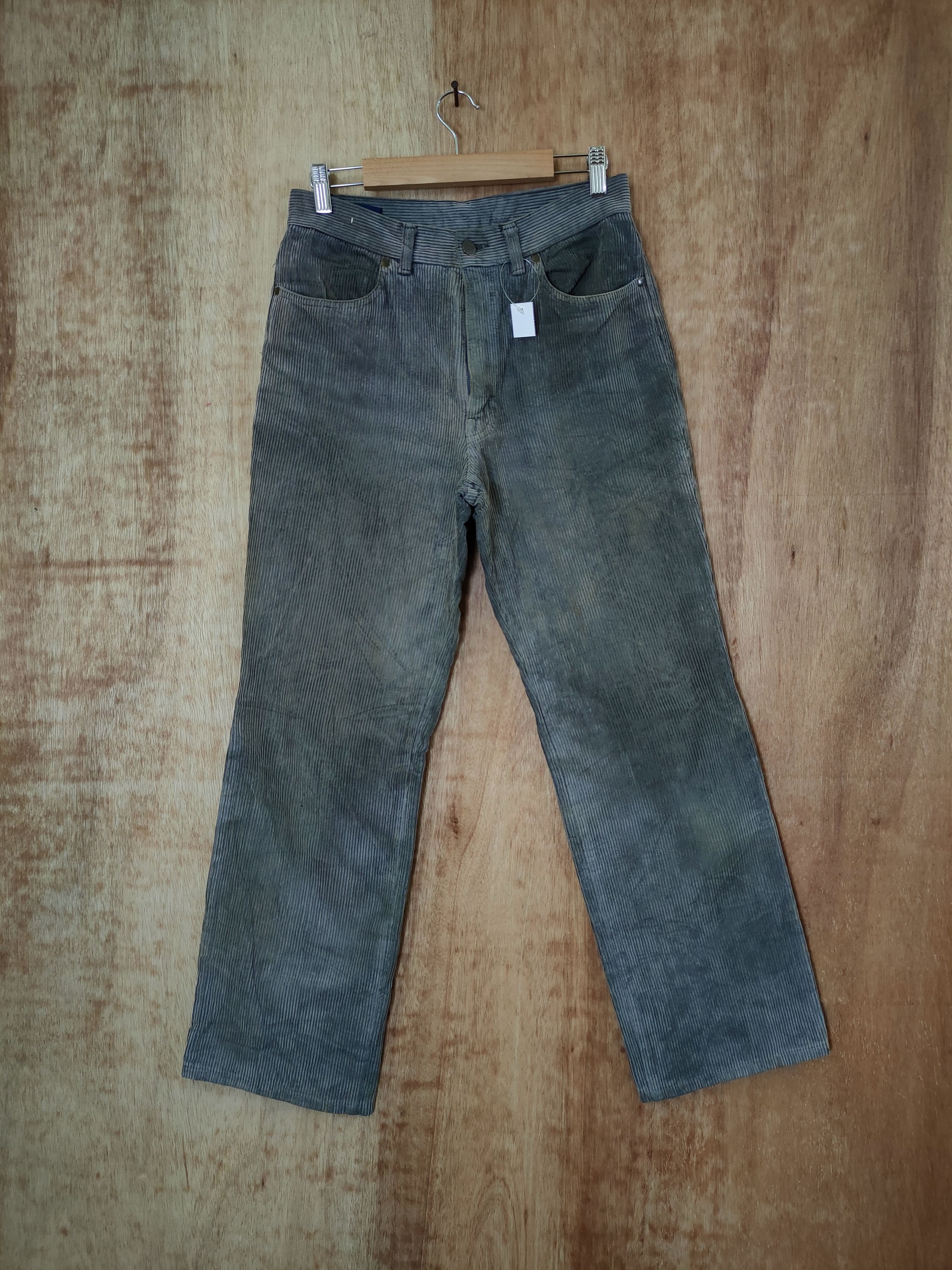 Vintage DL Fiesta vintage corduroy casual pants #46-348 Size US 28 / EU 44 - 1 Thumbnail