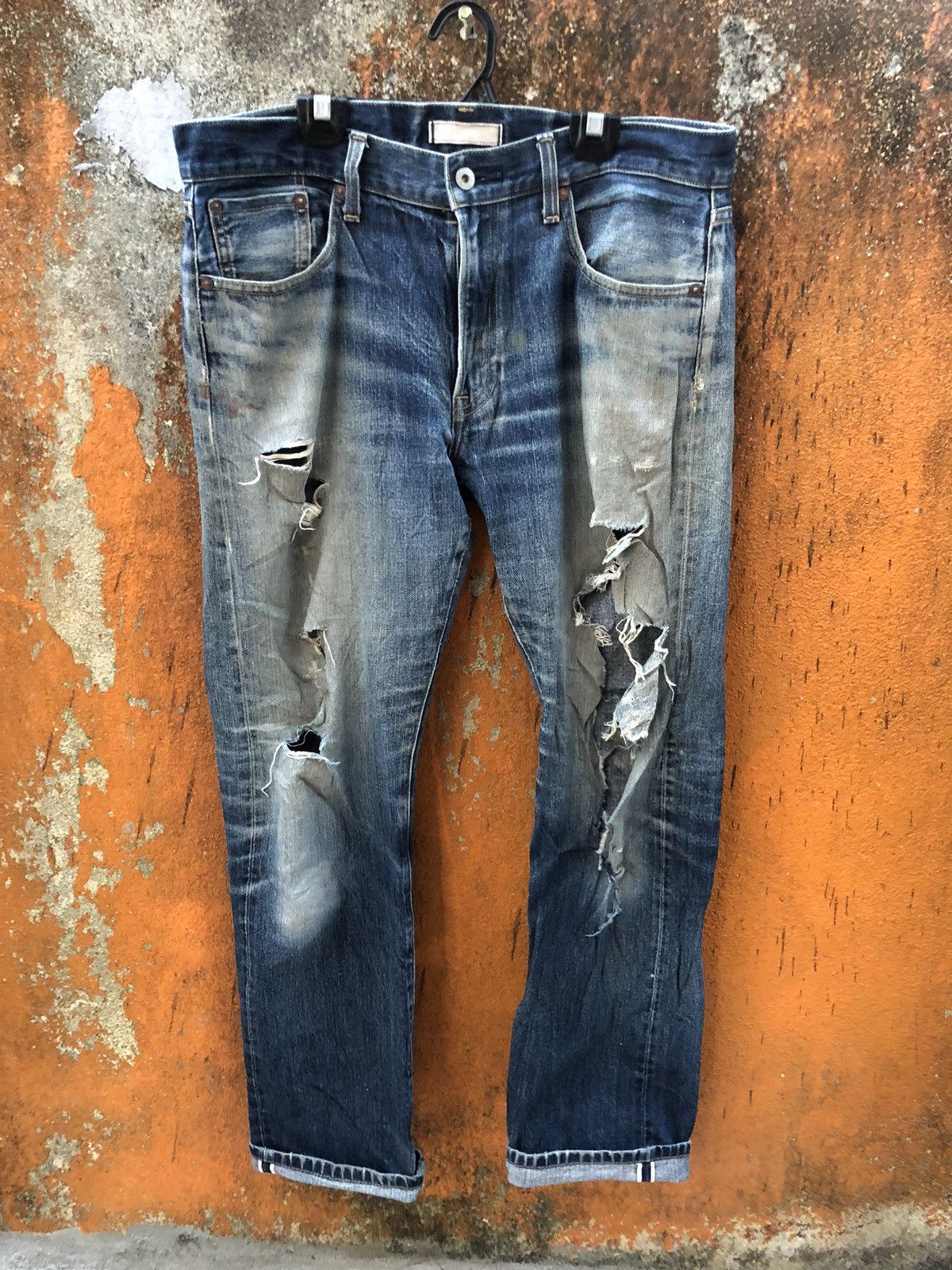 Seditionaries × Uniqlo THRASHED /Distressed Uniqlo Selvedge denim jeans Size US 36 / EU 52 - 1 Thumbnail