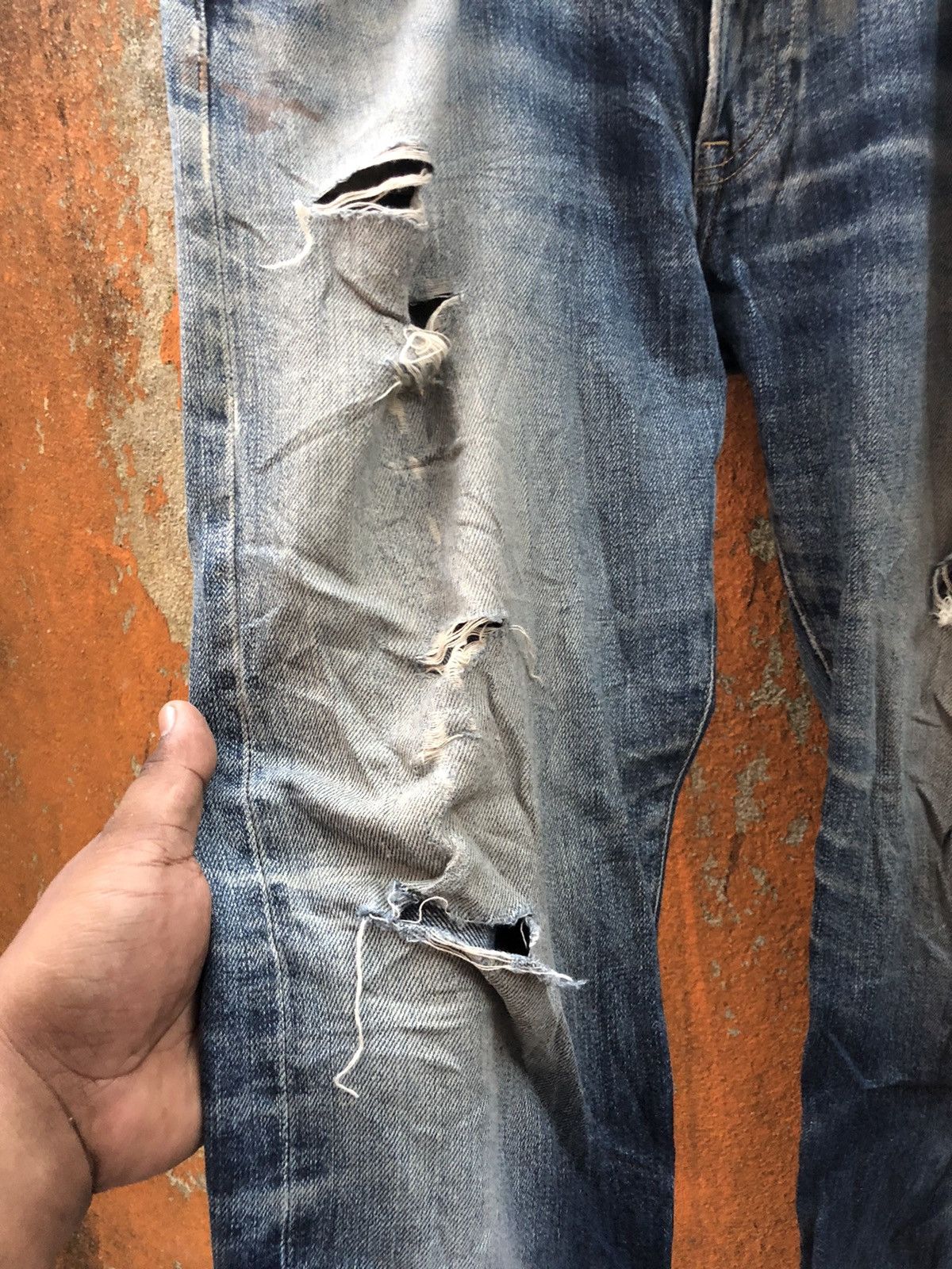 Seditionaries × Uniqlo THRASHED /Distressed Uniqlo Selvedge denim jeans Size US 36 / EU 52 - 9 Thumbnail