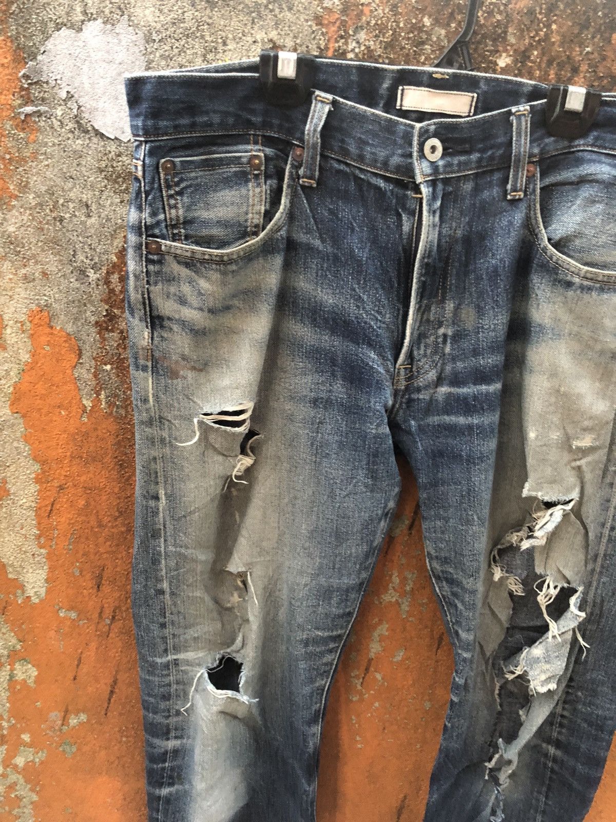 Seditionaries × Uniqlo THRASHED /Distressed Uniqlo Selvedge denim jeans Size US 36 / EU 52 - 5 Thumbnail