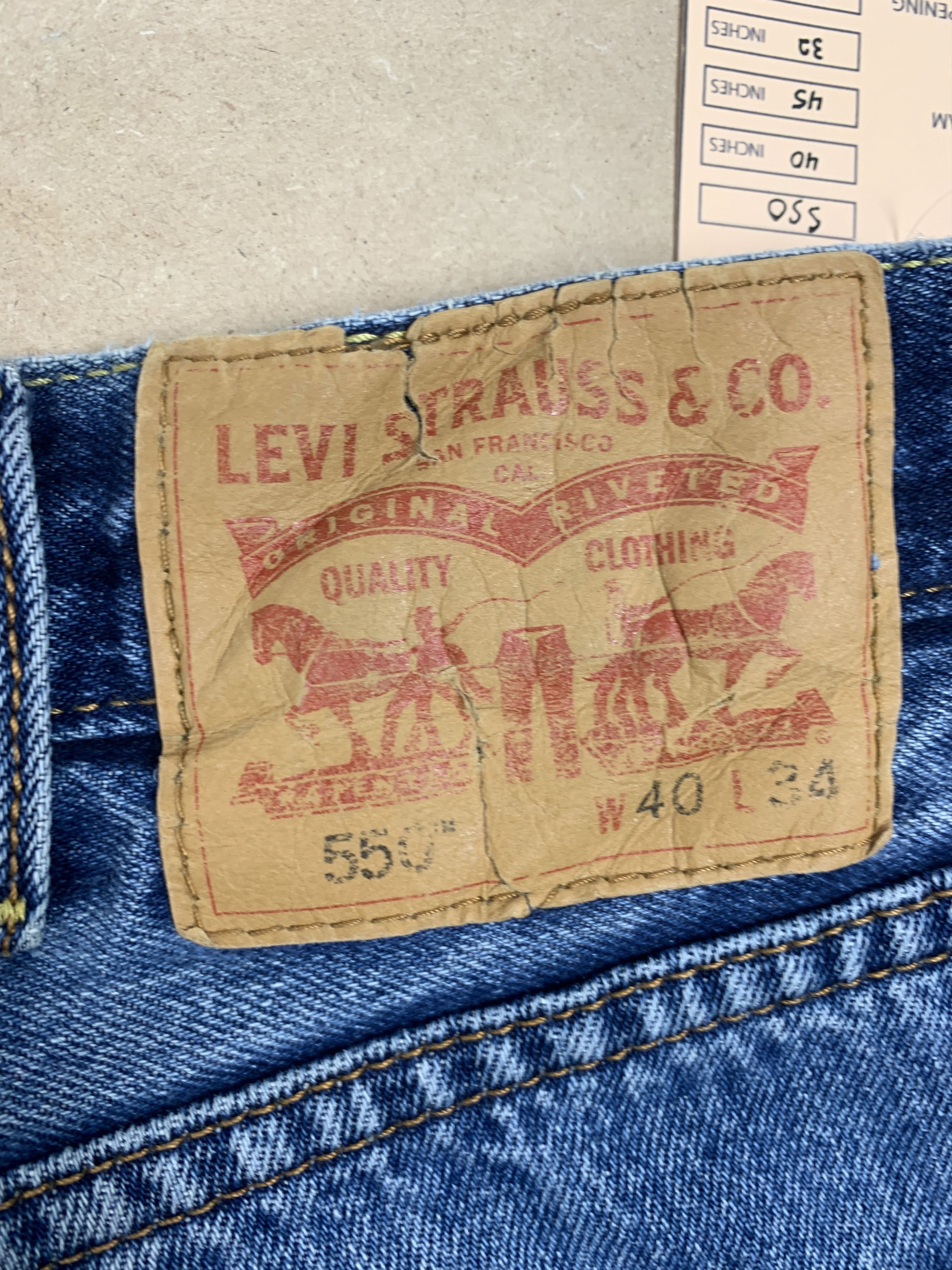 Levi's Vintage Levis 550 Straight Cut Distressed Mid Wash Jeans Size US 40 / EU 56 - 11 Thumbnail