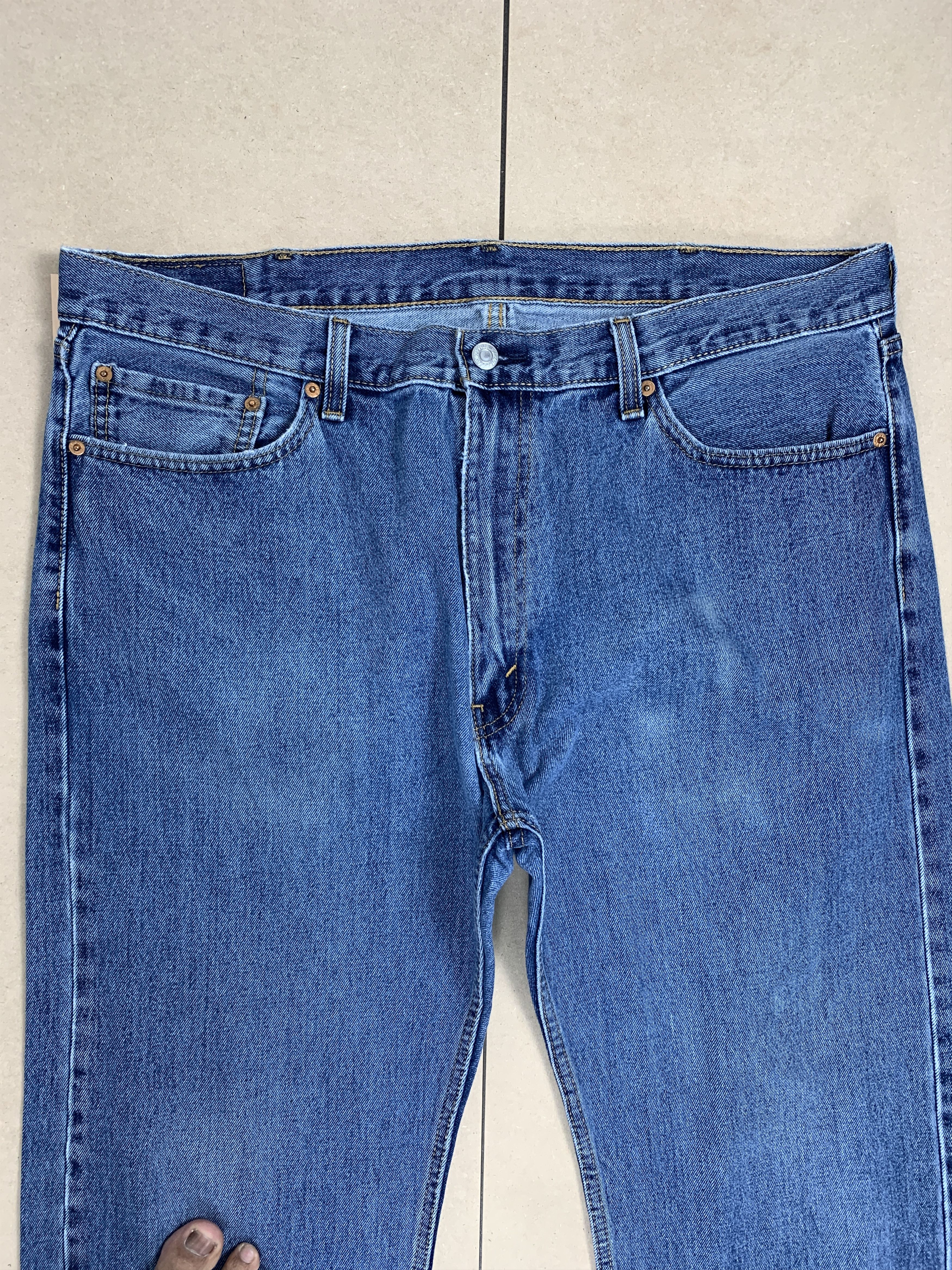 Levi's × Vintage Vintage LEVI'S 505 Faded Straight Cut Mid Wash Jeans Size US 40 / EU 56 - 2 Thumbnail