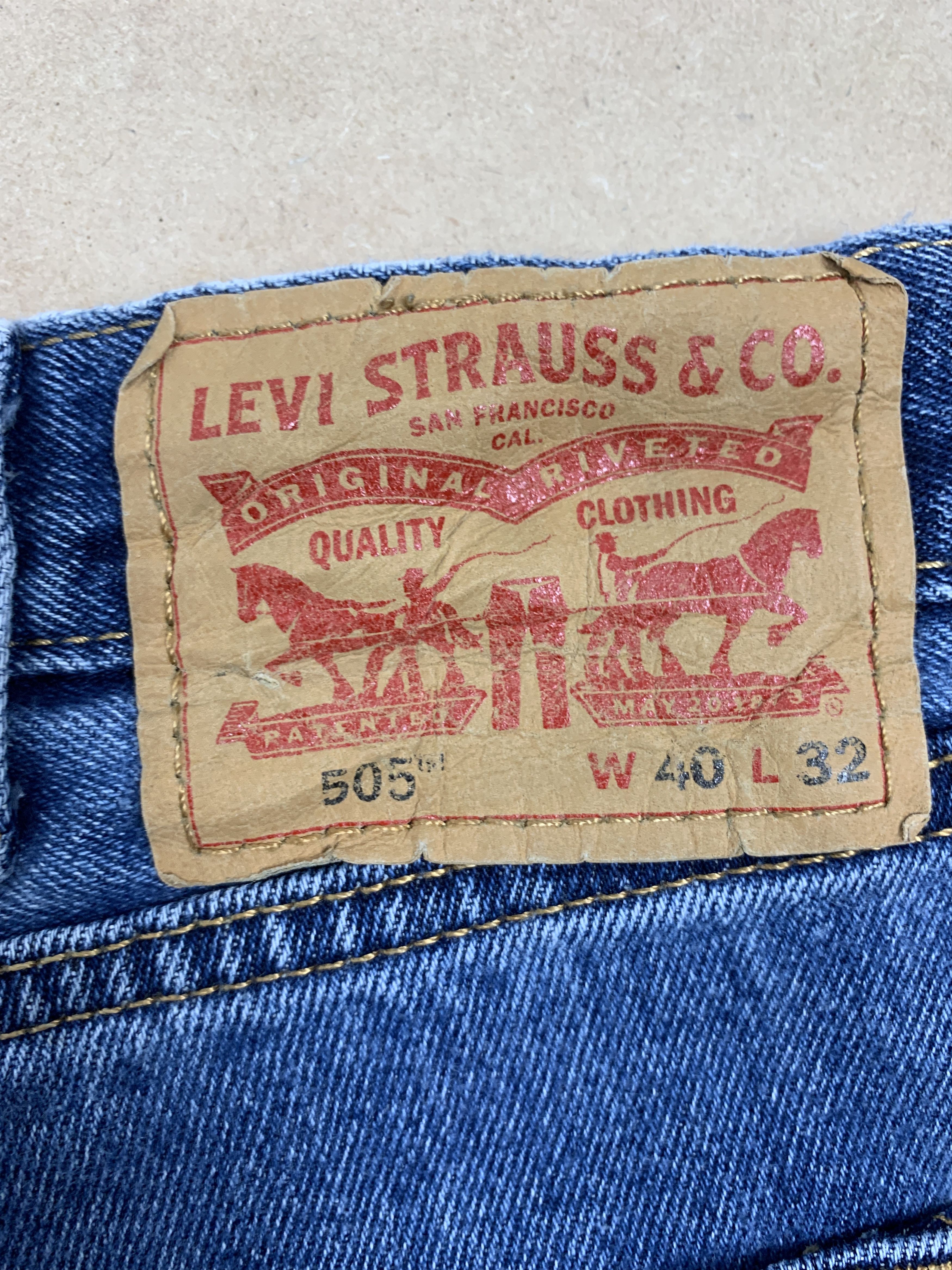 Levi's × Vintage Vintage LEVI'S 505 Faded Straight Cut Mid Wash Jeans Size US 40 / EU 56 - 7 Thumbnail