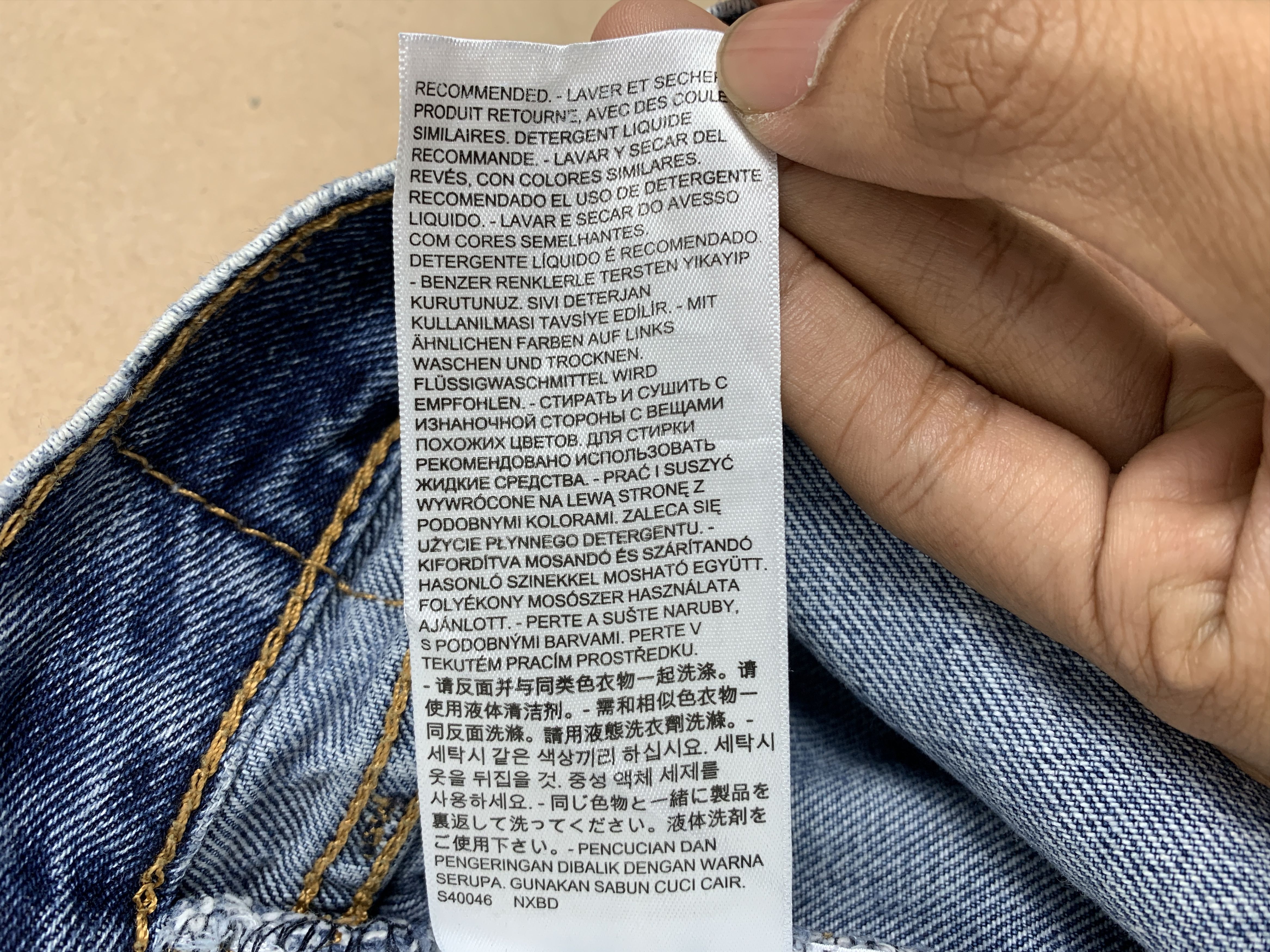 Levi's × Vintage Vintage LEVI'S 505 Faded Straight Cut Mid Wash Jeans Size US 40 / EU 56 - 15 Thumbnail