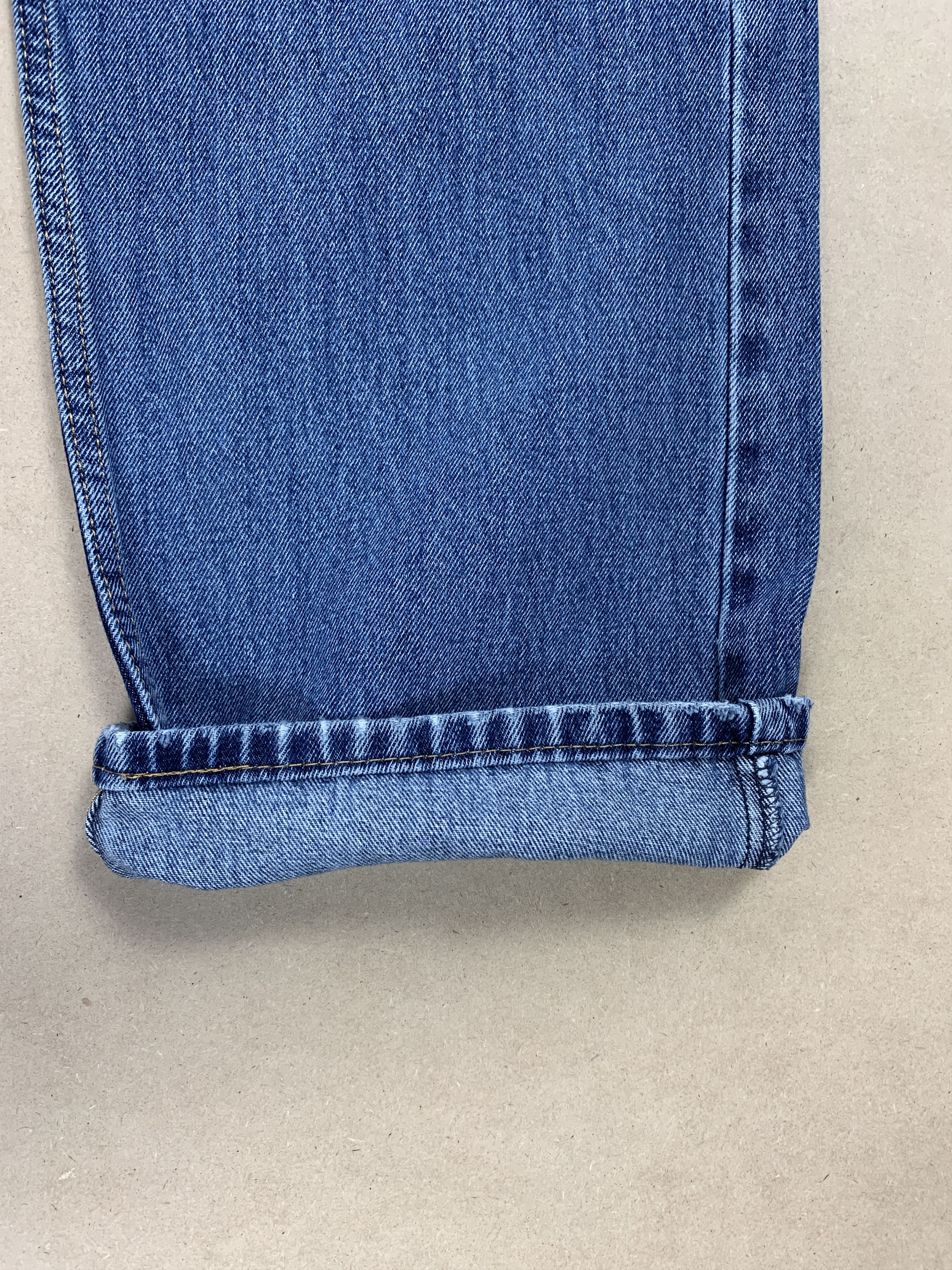 Levi's × Vintage Vintage LEVI'S 505 Faded Straight Cut Mid Wash Jeans Size US 40 / EU 56 - 4 Thumbnail