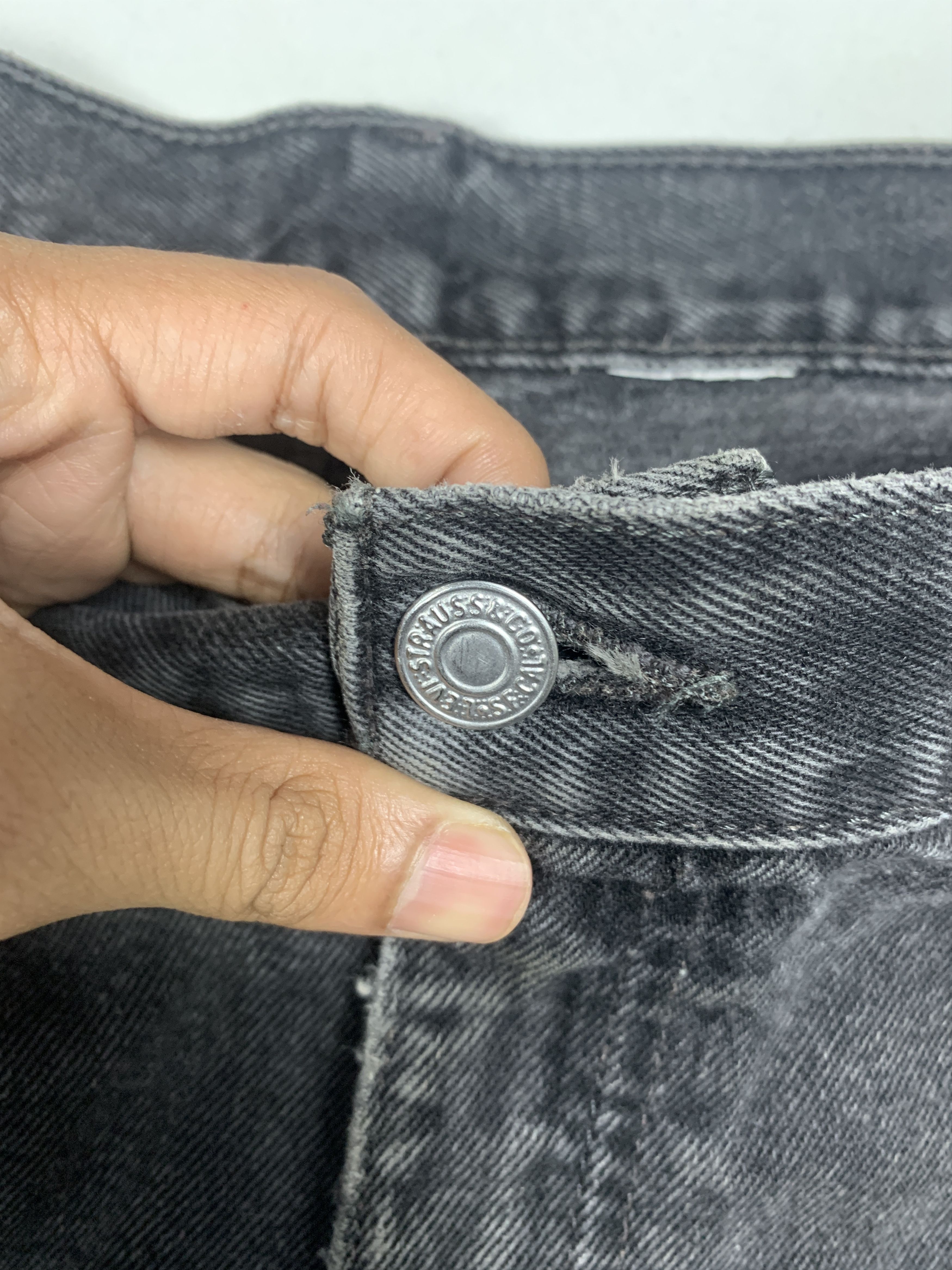 Levi's Vintage LEVI'S 505 Distressed Faded Straight Cut Jeans P0007 Size US 38 / EU 54 - 6 Thumbnail