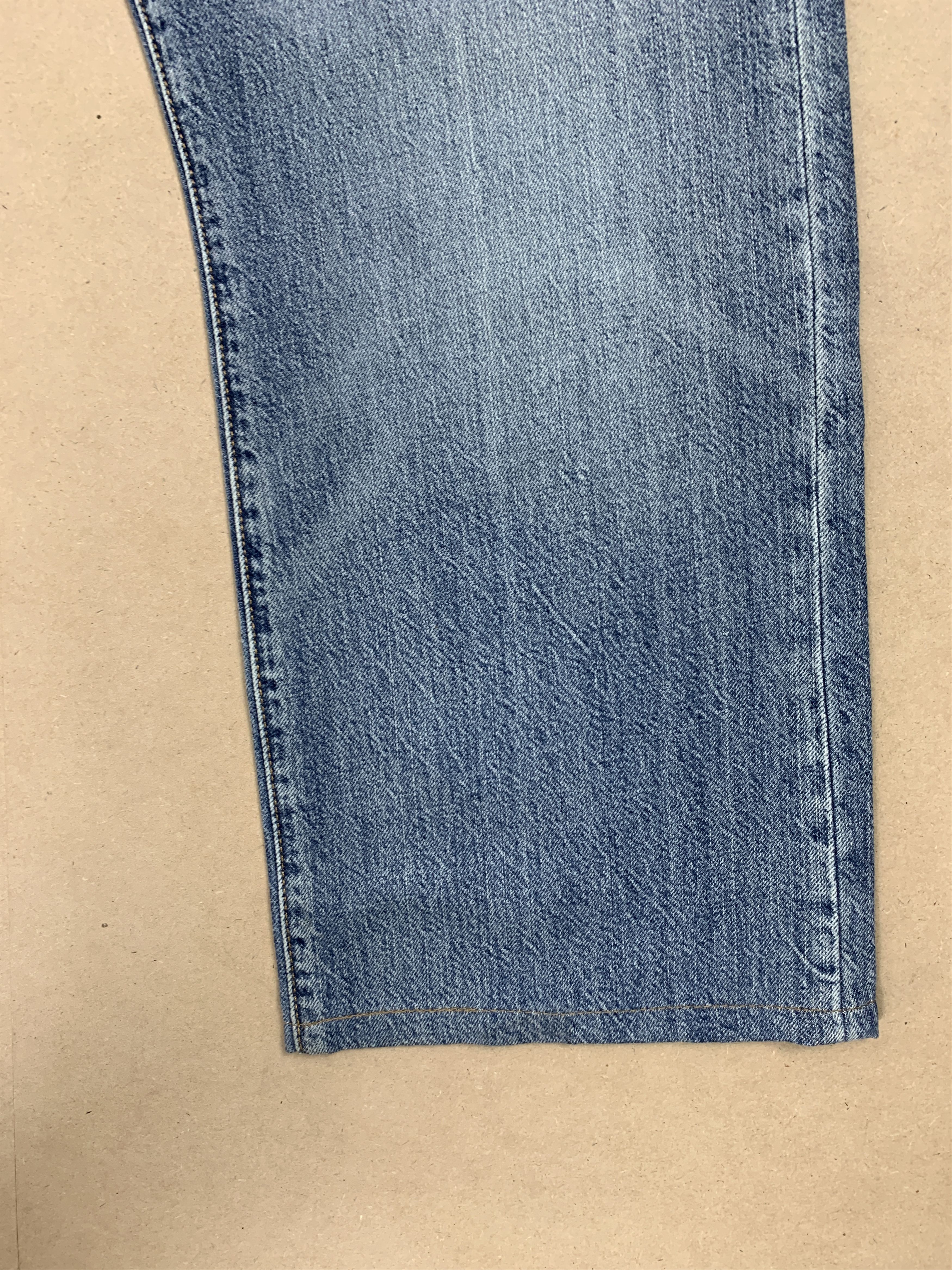 Levi's Vintage Levi's 501 Distressed Faded Blue Jeans P0124 Size US 36 / EU 52 - 3 Thumbnail