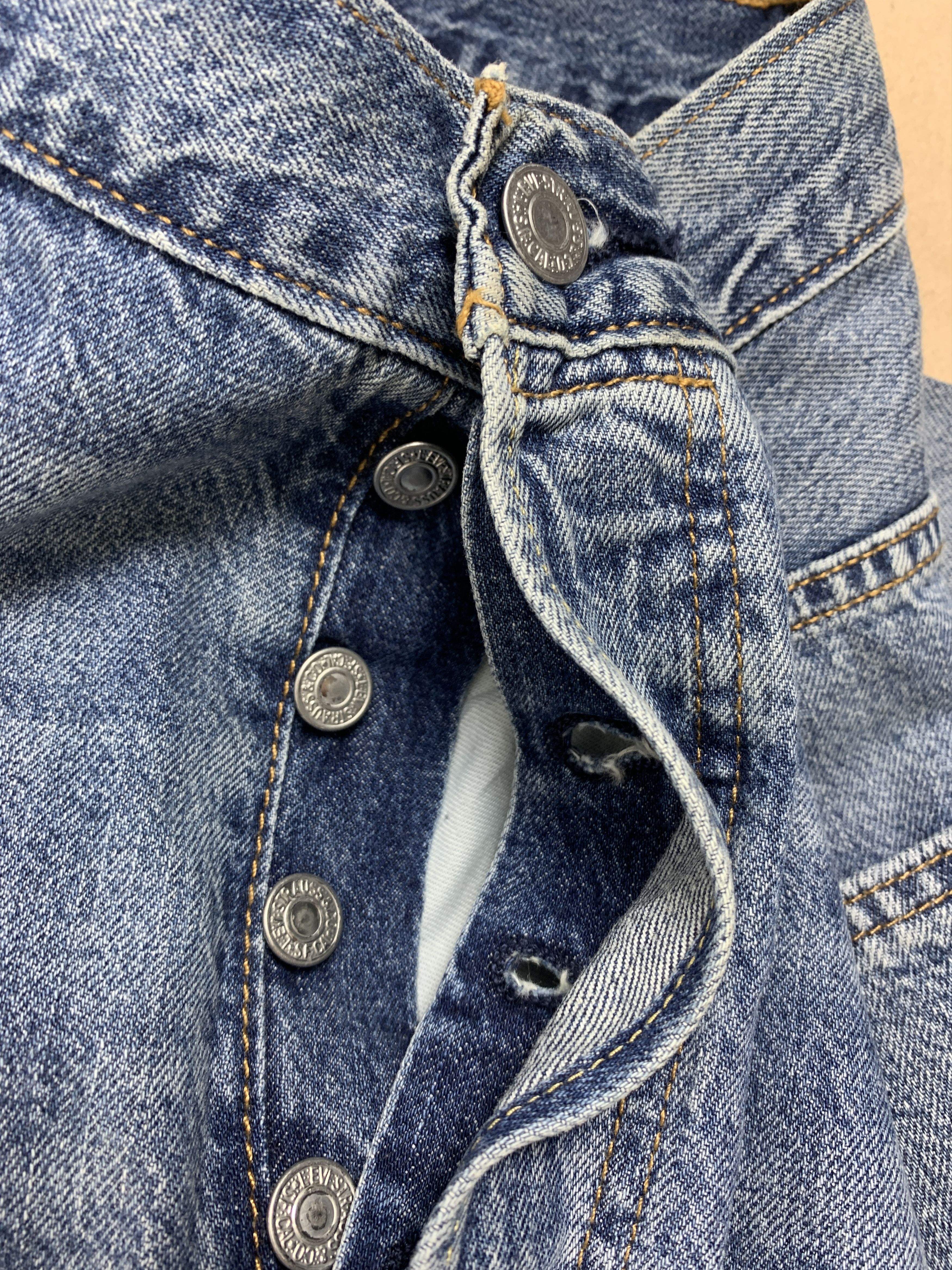 Levi's Vintage Levi's 501 Distressed Faded Blue Jeans P0124 Size US 36 / EU 52 - 17 Thumbnail