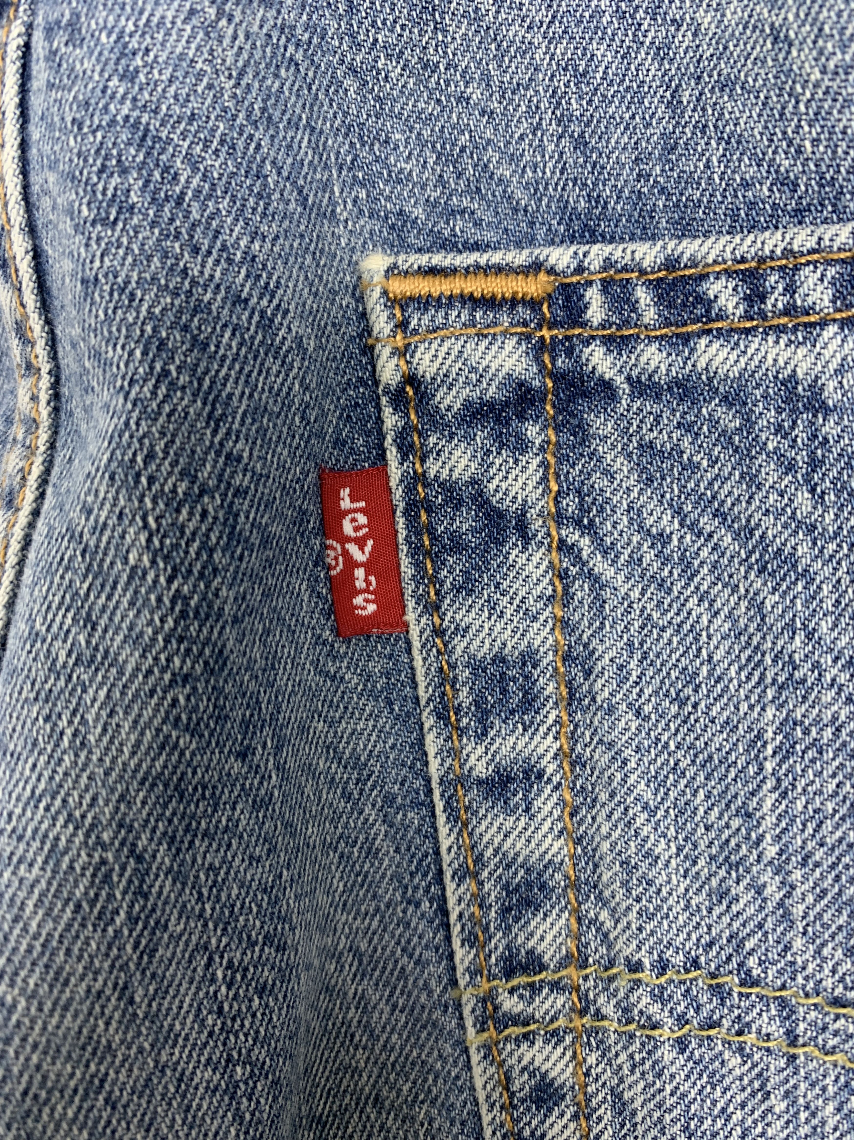 Levi's Vintage Levi's 501 Distressed Faded Blue Jeans P0124 Size US 36 / EU 52 - 8 Thumbnail