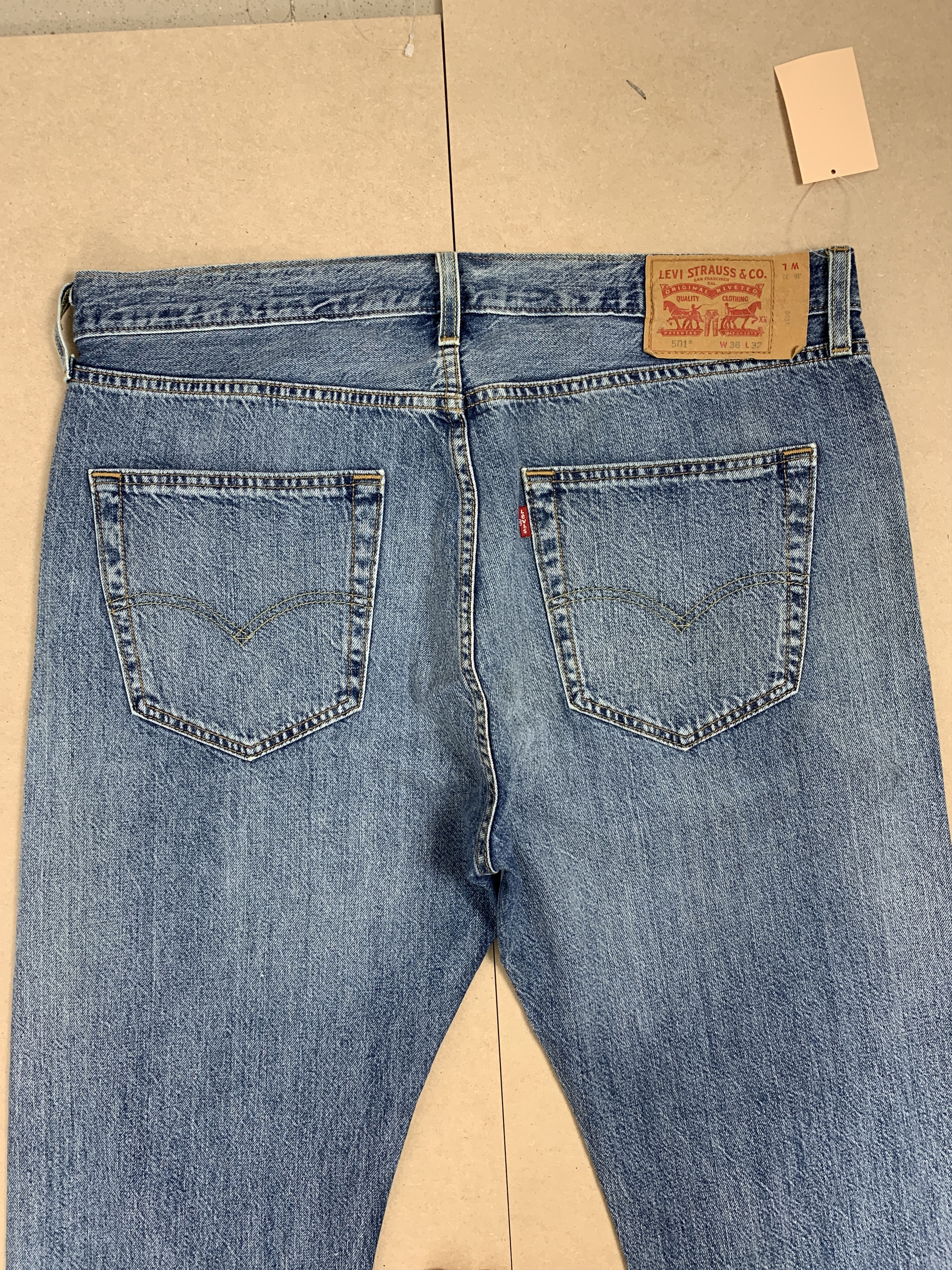 Levi's Vintage Levi's 501 Distressed Faded Blue Jeans P0124 Size US 36 / EU 52 - 6 Thumbnail