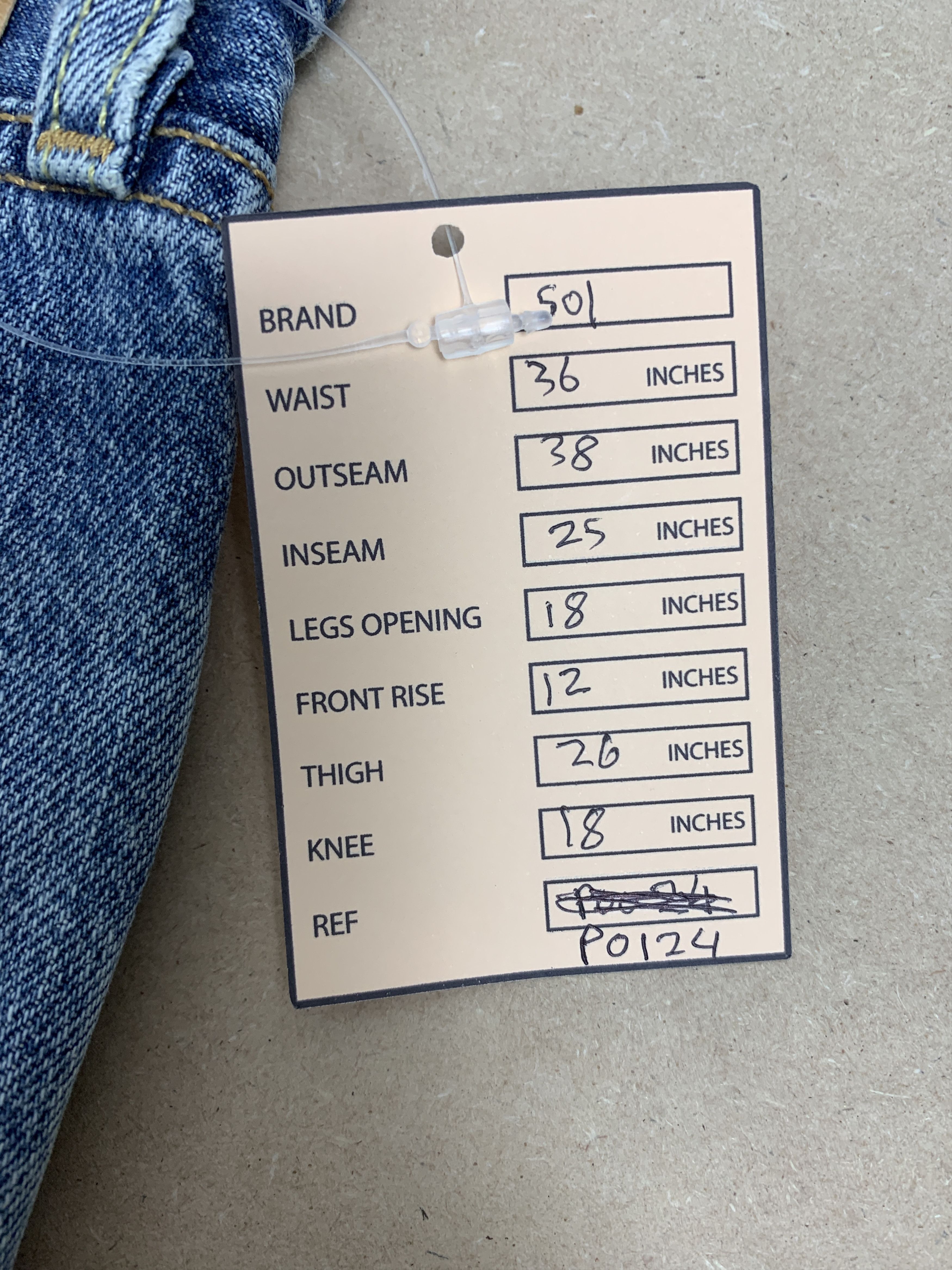 Levi's Vintage Levi's 501 Distressed Faded Blue Jeans P0124 Size US 36 / EU 52 - 18 Thumbnail