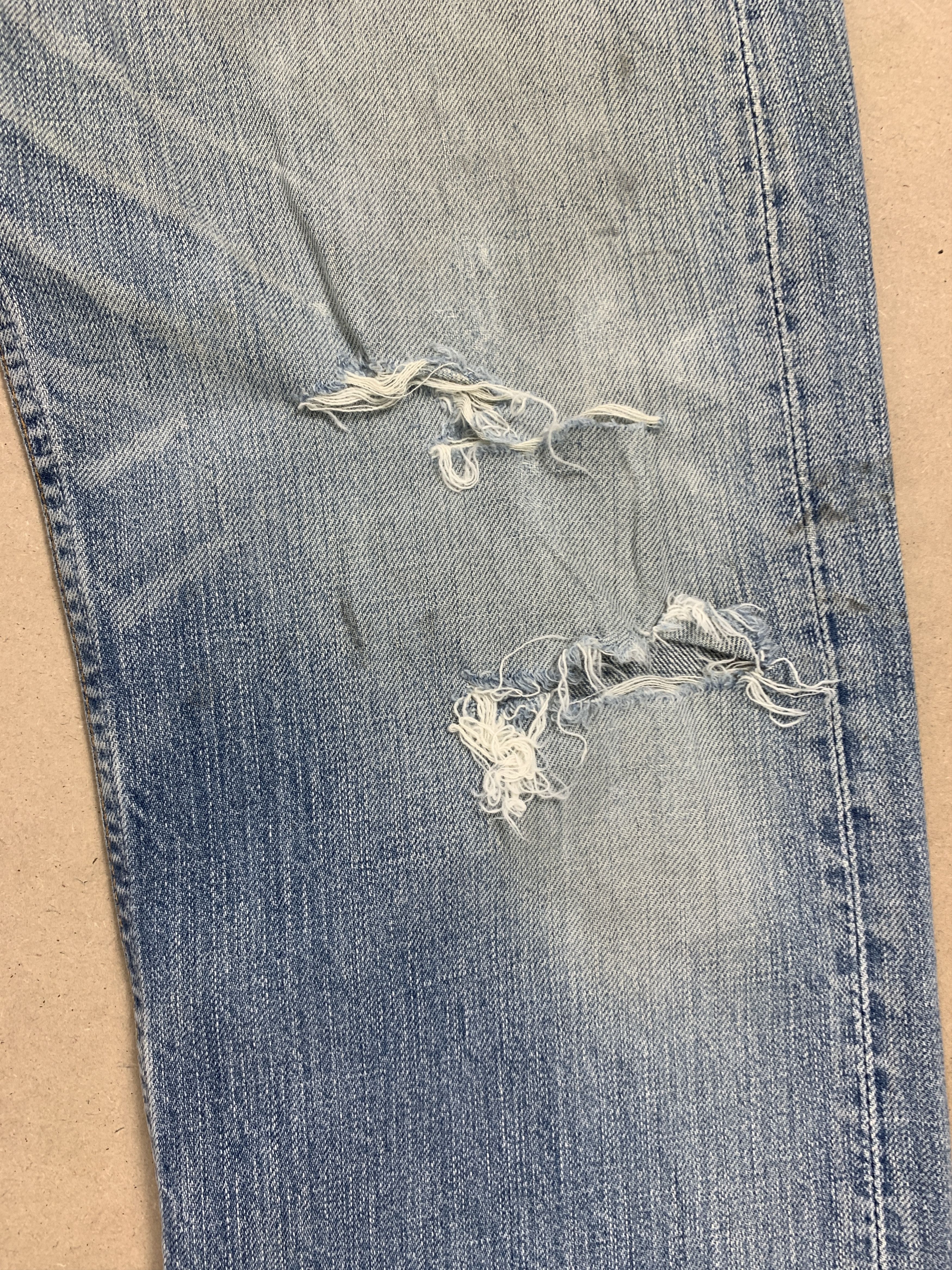 Levi's Vintage Levi's 501 Faded Distressed Blue Jeans P0108 Size US 28 / EU 44 - 5 Thumbnail