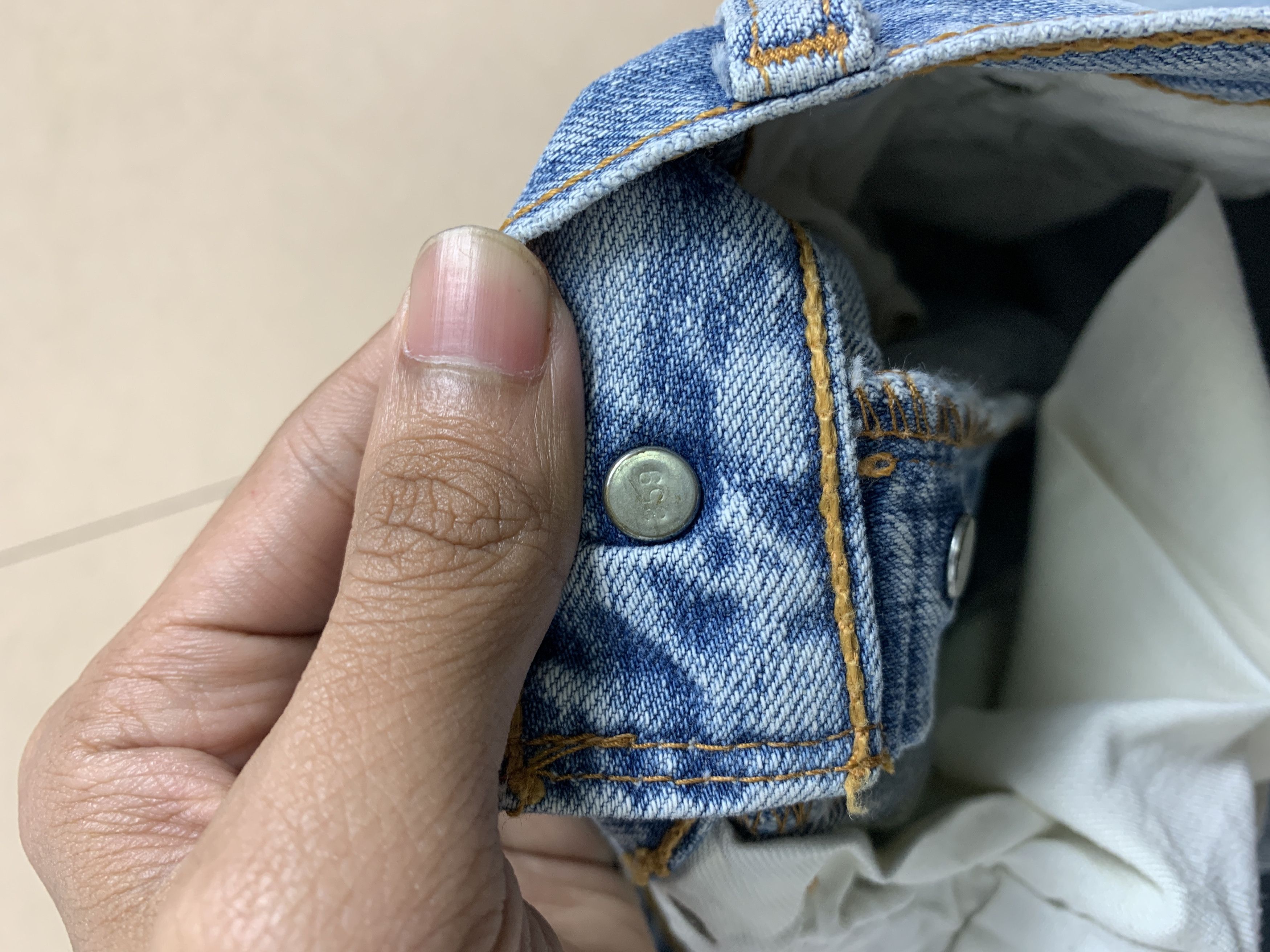 Levi's Vintage Levi's 501 Faded Distressed Blue Jeans P0108 Size US 28 / EU 44 - 13 Thumbnail