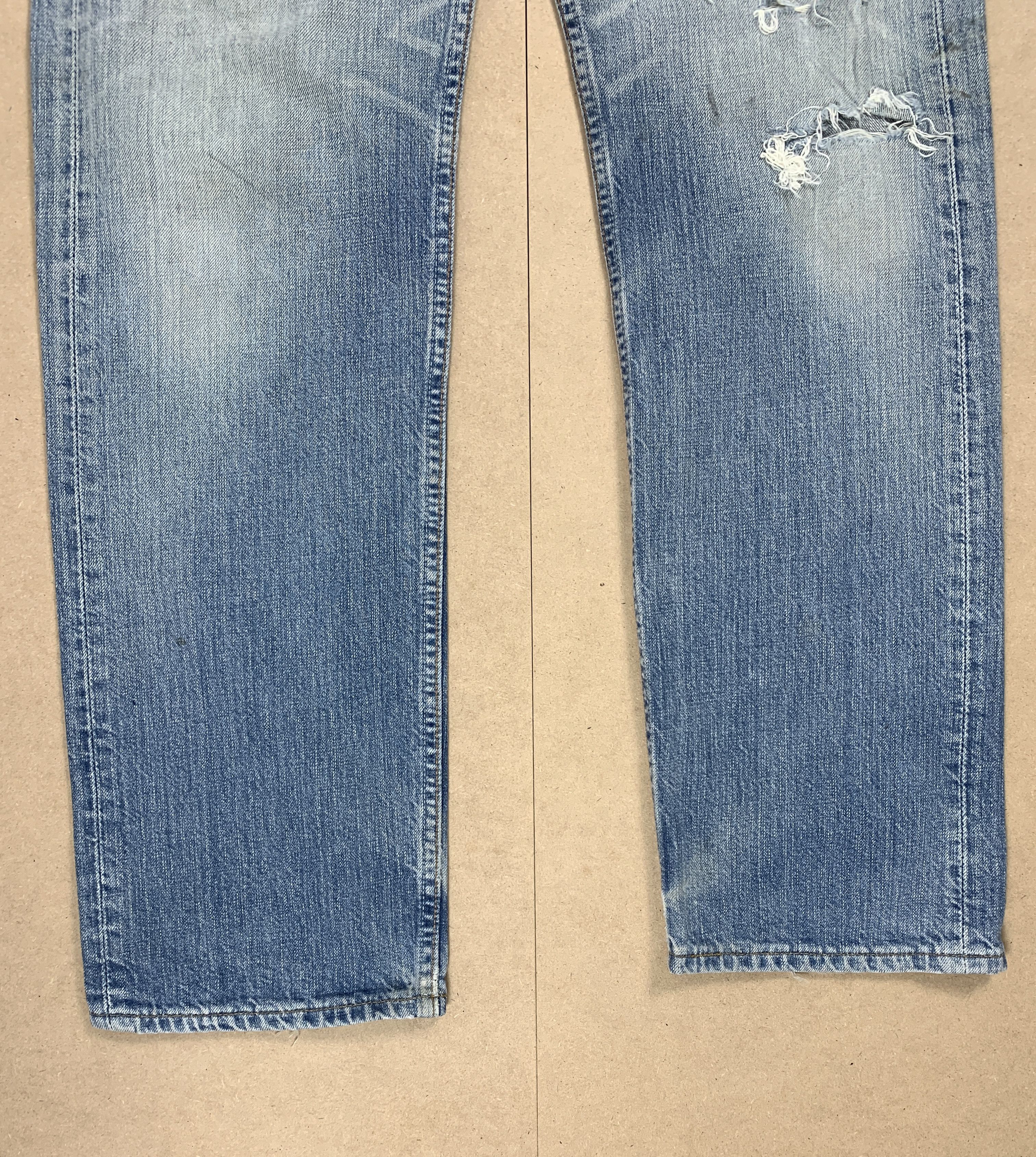 Levi's Vintage Levi's 501 Faded Distressed Blue Jeans P0108 Size US 28 / EU 44 - 3 Thumbnail