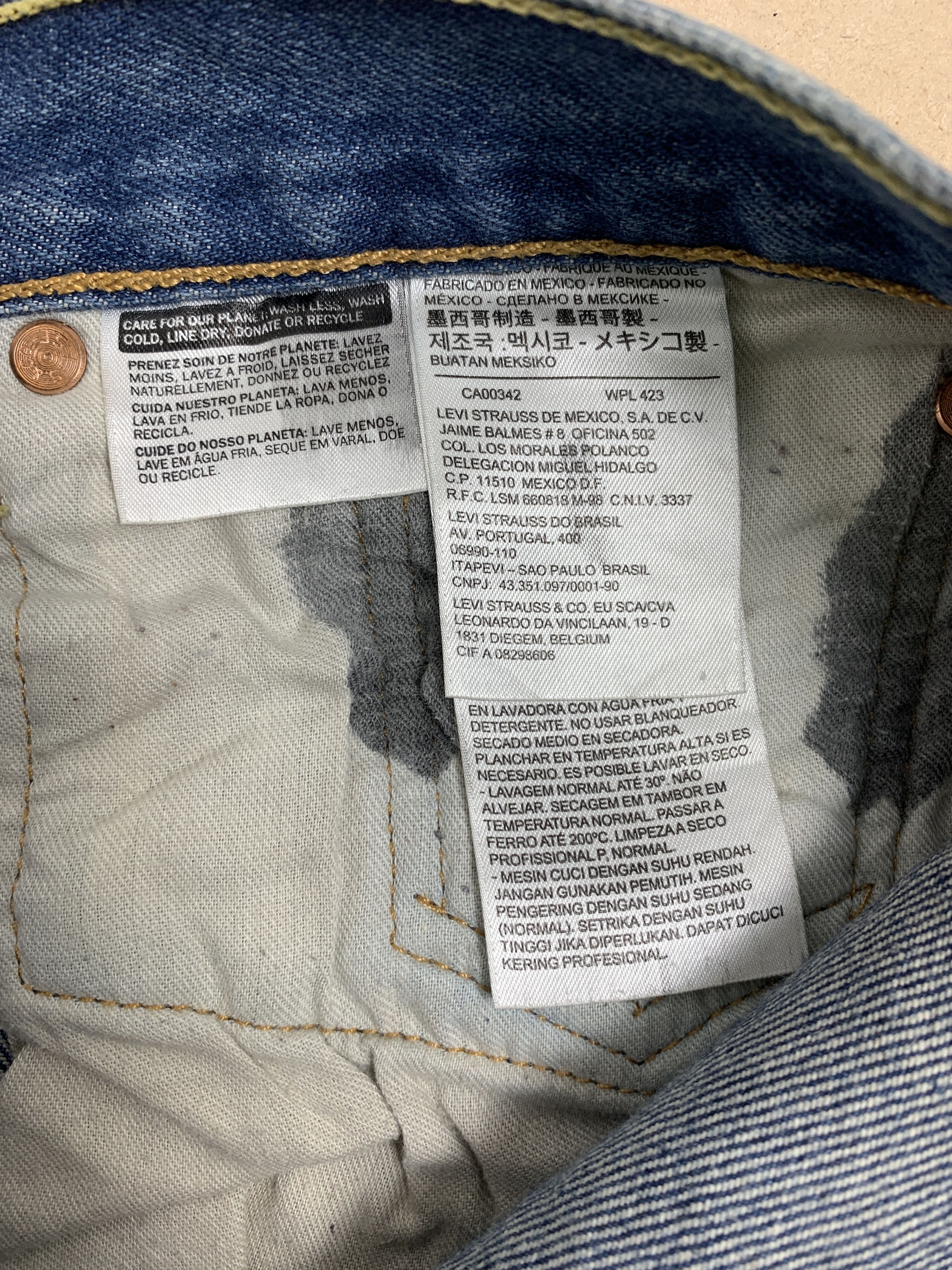 Levi's Vintage Levis 501 Straight Cut Faded Jeans P0291 Size US 40 / EU 56 - 11 Thumbnail