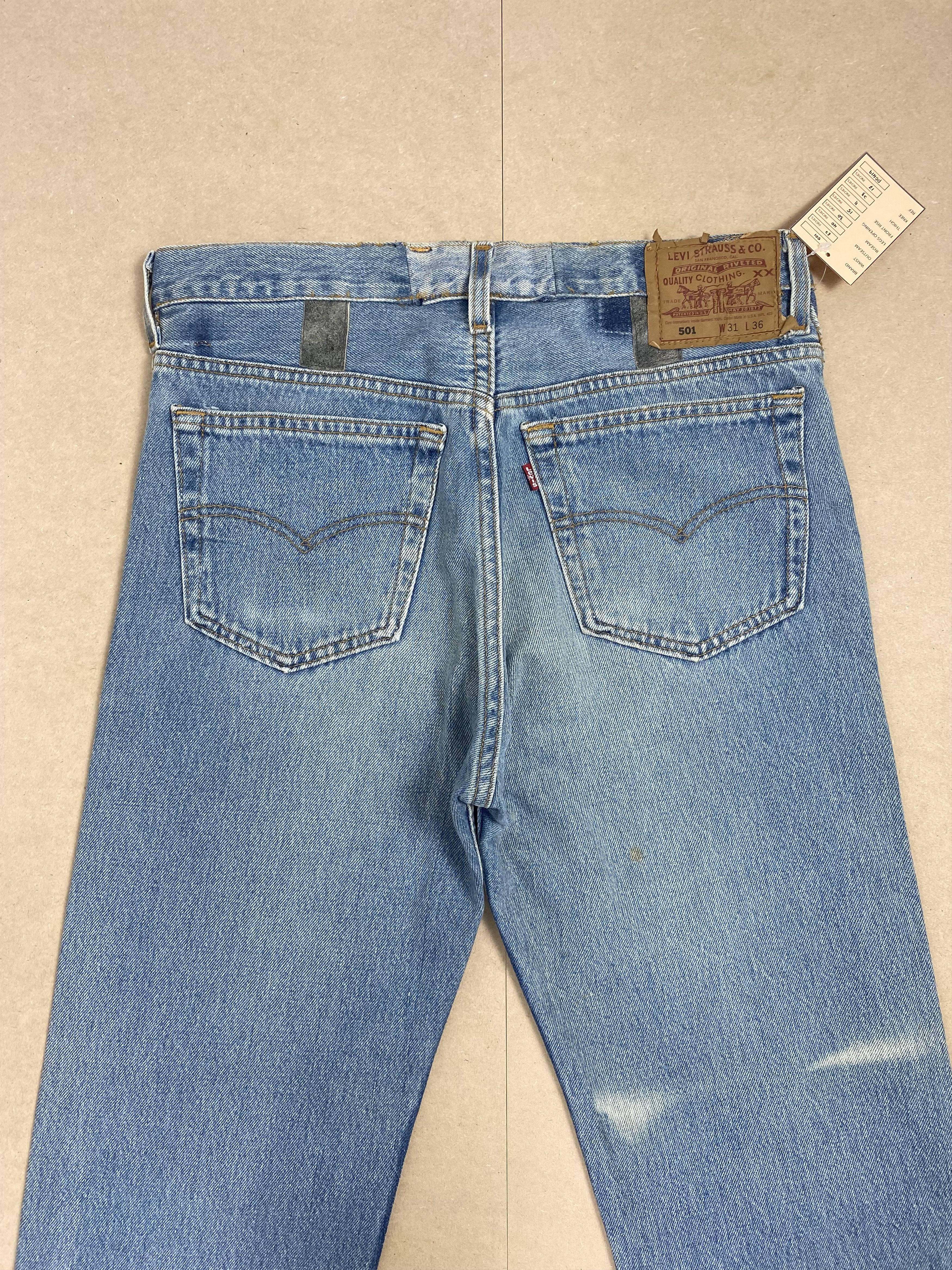 Levi's Vintage Levis 501 Straight Cut Mid Wash Jeans P0419 Size US 32 / EU 48 - 5 Thumbnail