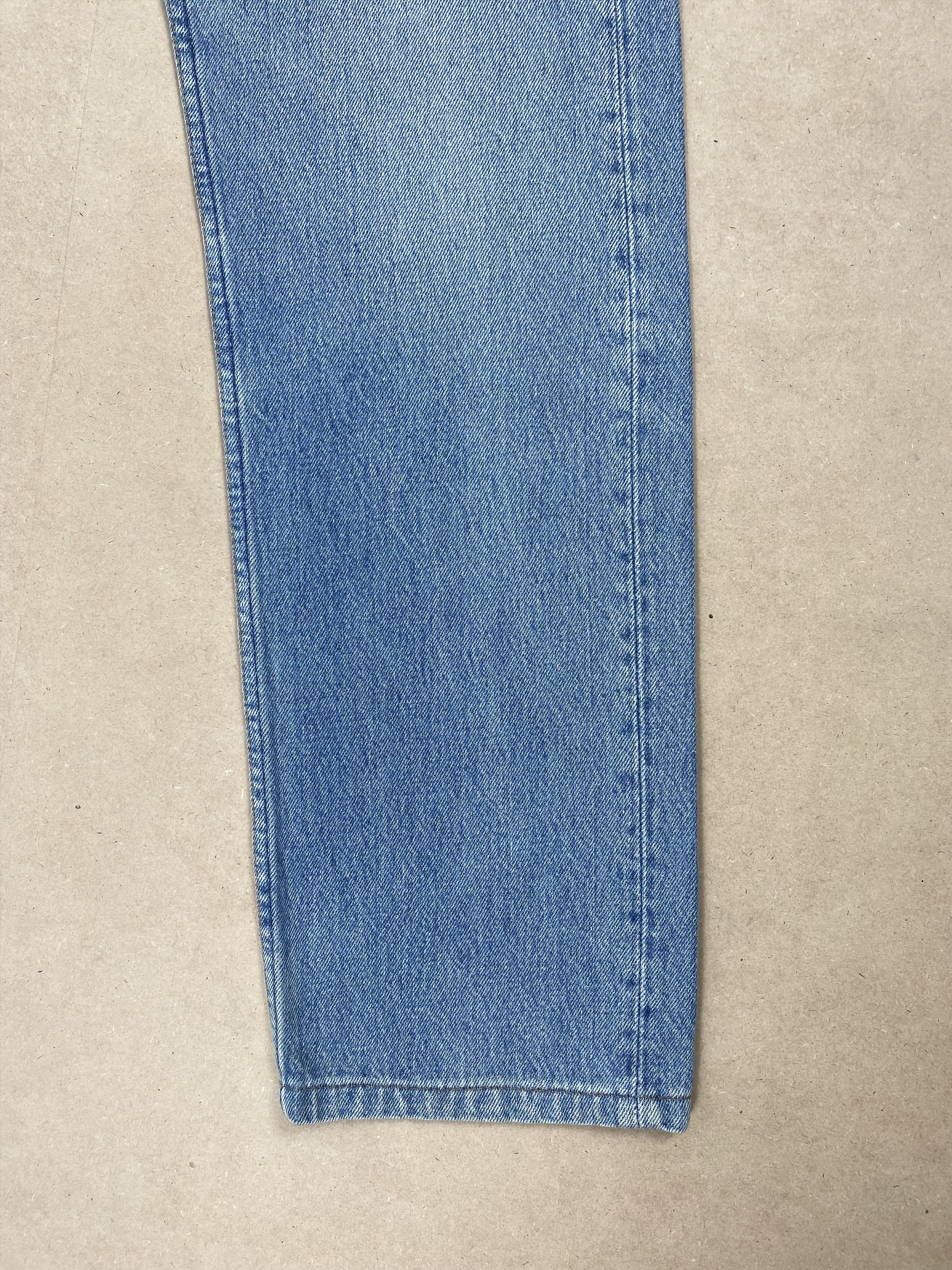Levi's Vintage Levis 501 Straight Cut Mid Wash Jeans P0419 Size US 32 / EU 48 - 3 Thumbnail