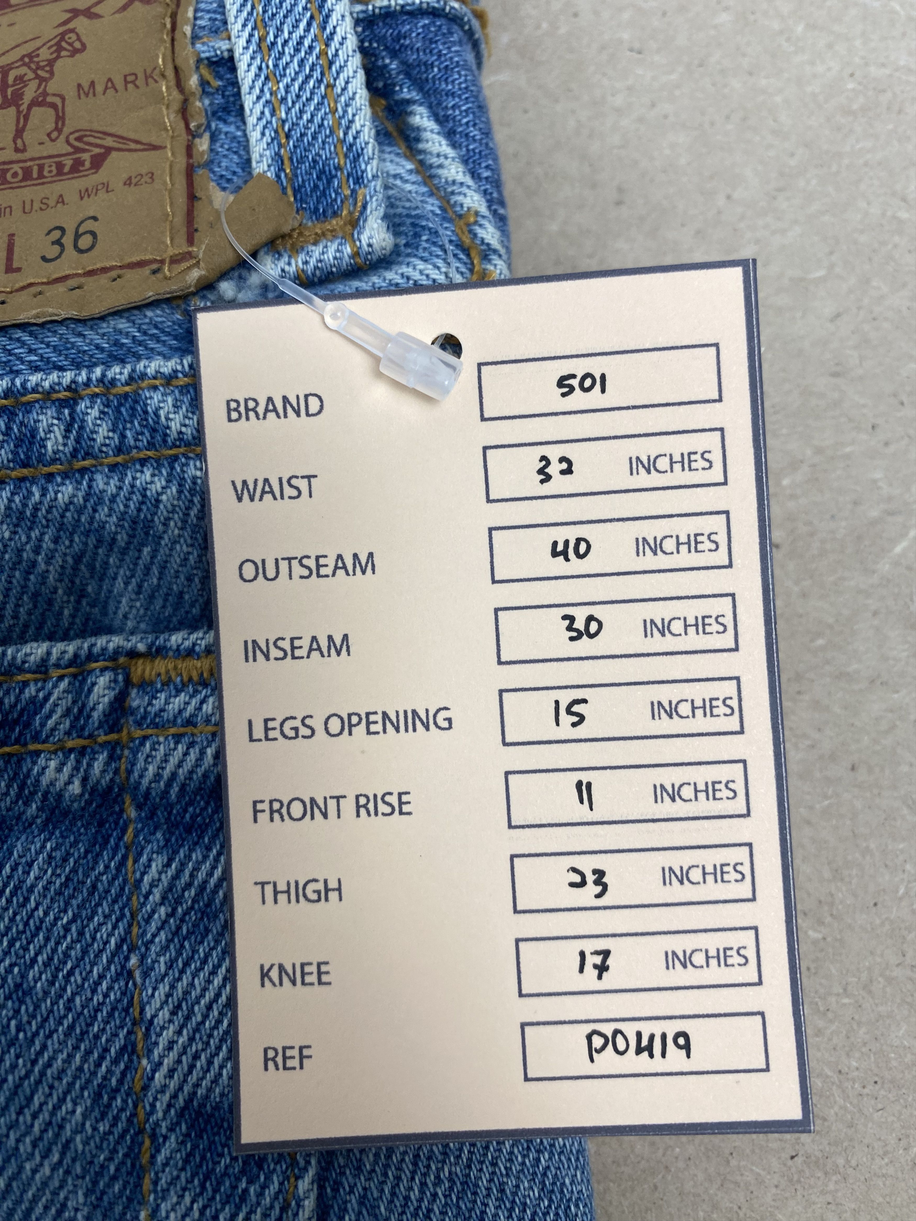 Levi's Vintage Levis 501 Straight Cut Mid Wash Jeans P0419 Size US 32 / EU 48 - 11 Thumbnail