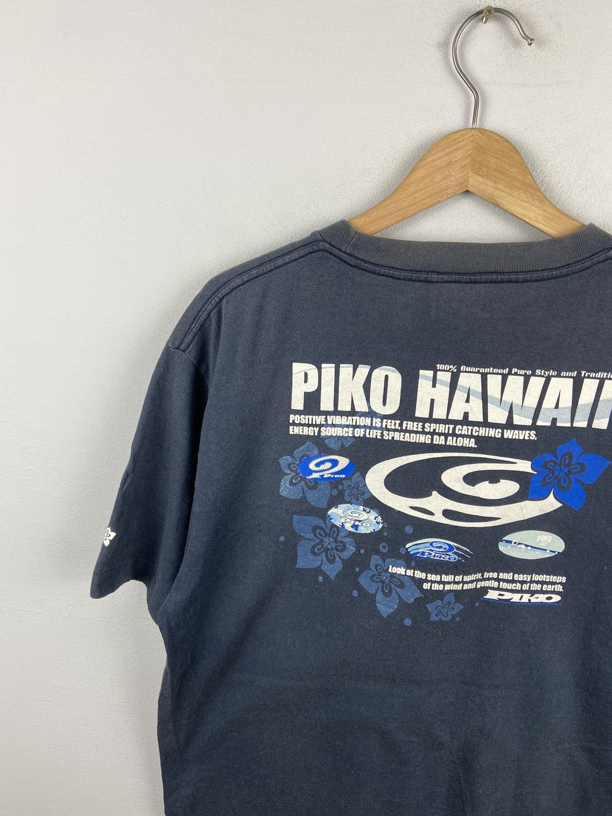 Vintage Vintage Piko Hawaii Surf Tee Size US L / EU 52-54 / 3 - 7 Thumbnail