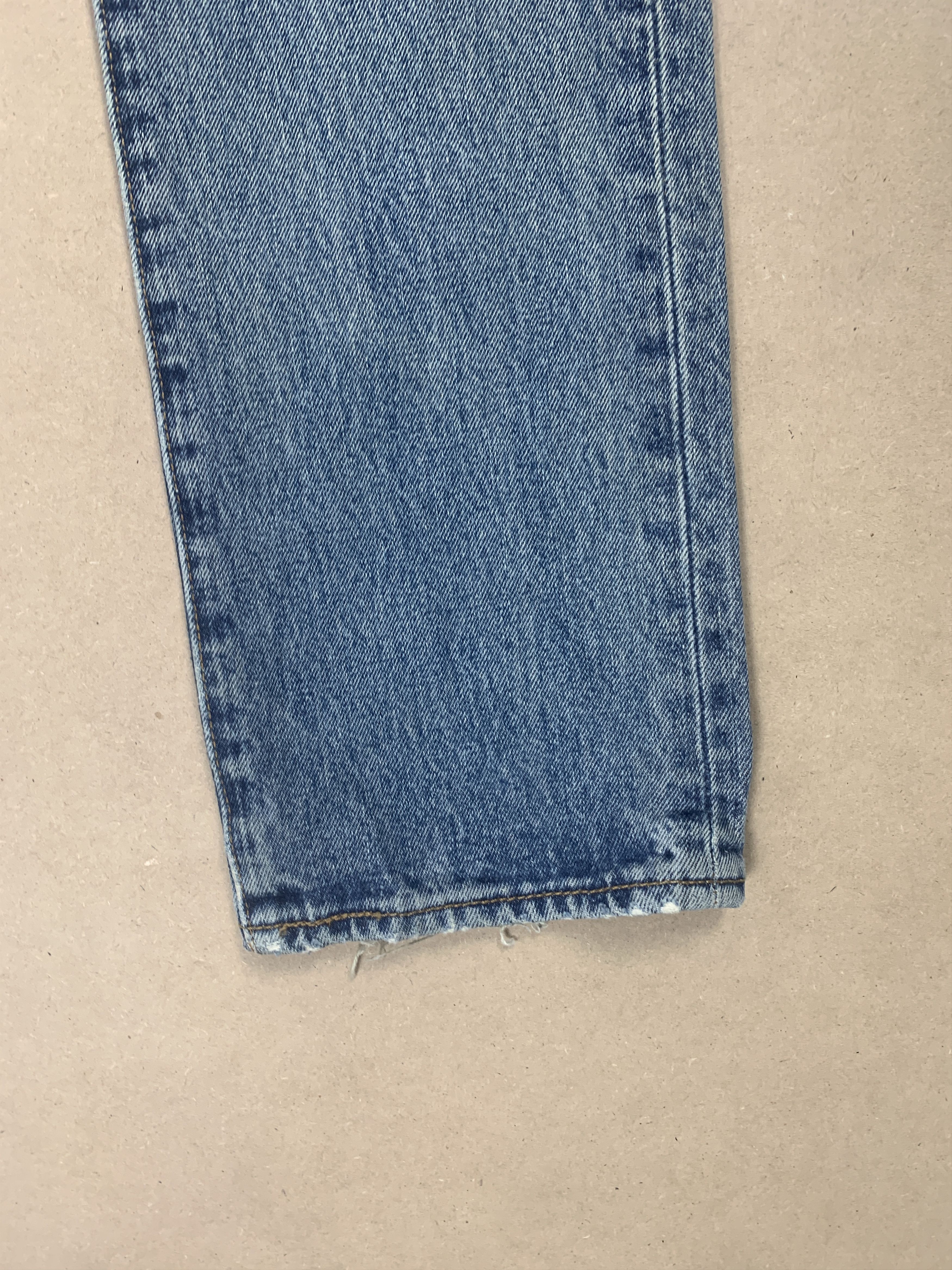 Levi's Vintage Levis 501 Straight Cut Faded Mid Wash Jeans P0333 Size US 30 / EU 46 - 3 Thumbnail