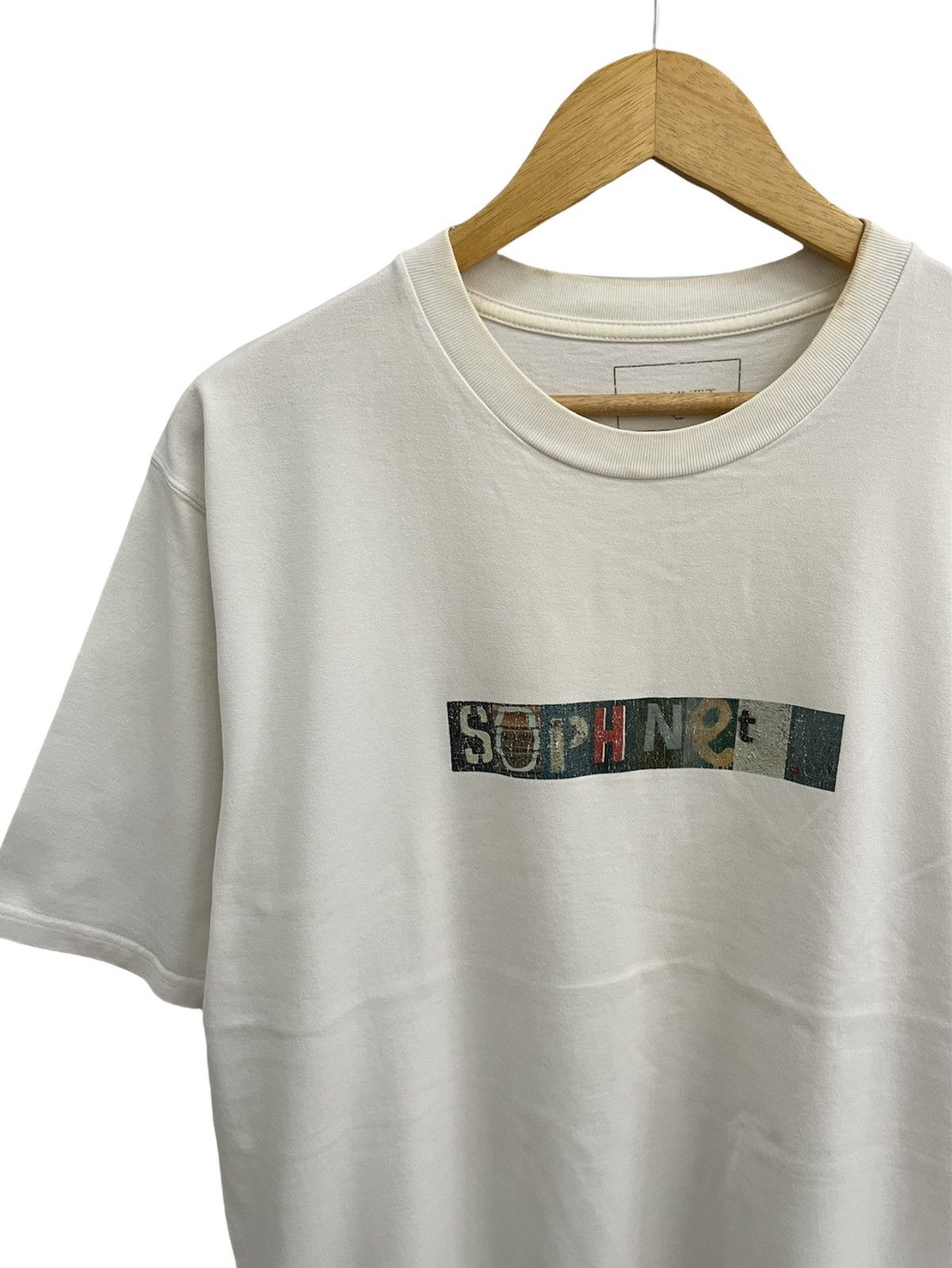 Sophnet. Sophnet Alphabet Photograpy By Sharon Elphick Size US L / EU 52-54 / 3 - 3 Thumbnail