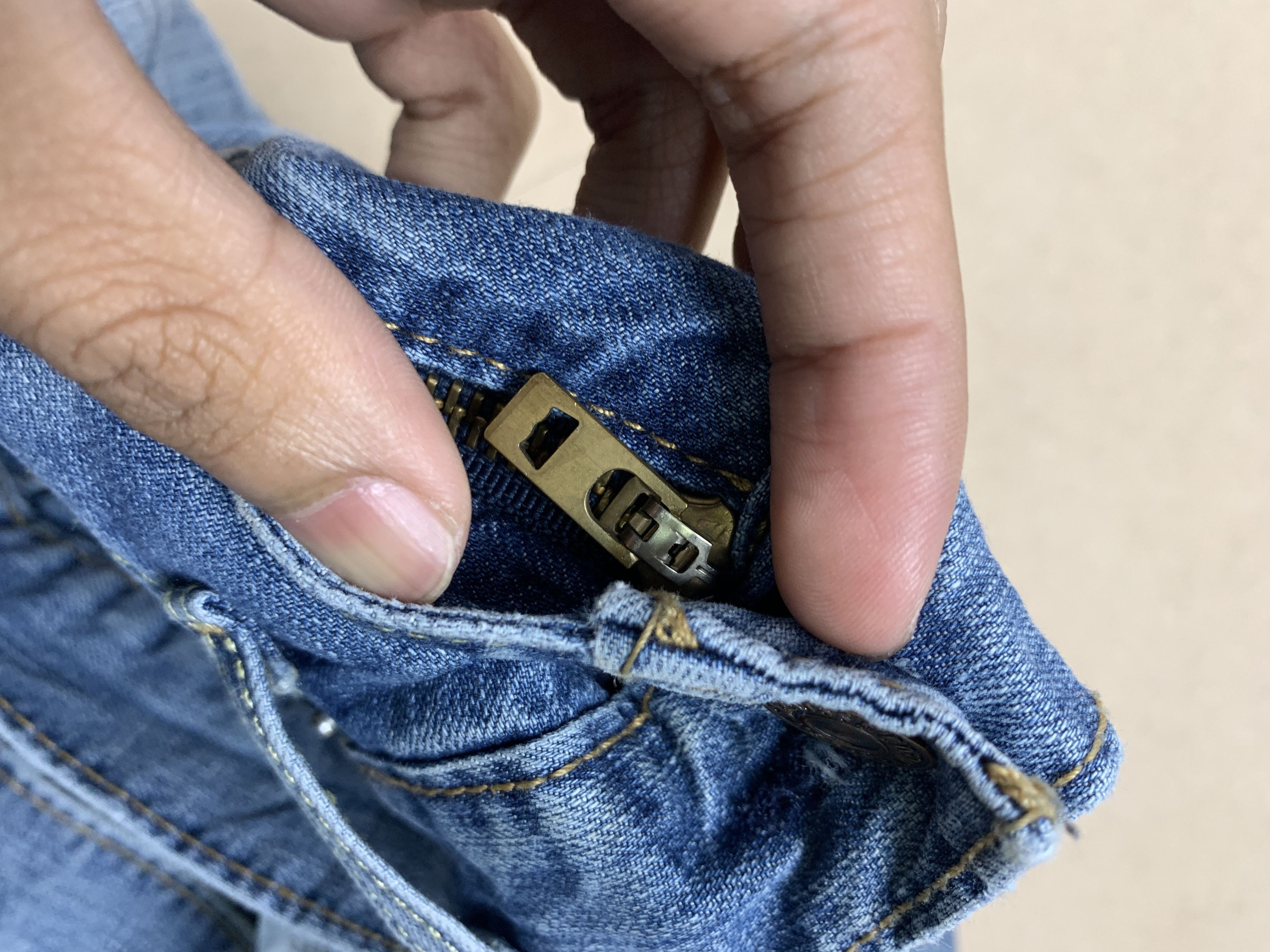 Levi's Vintage Levi's 527 Slim Bootcut Flared Faded Jeans P0097 Size US 34 / EU 50 - 18 Thumbnail