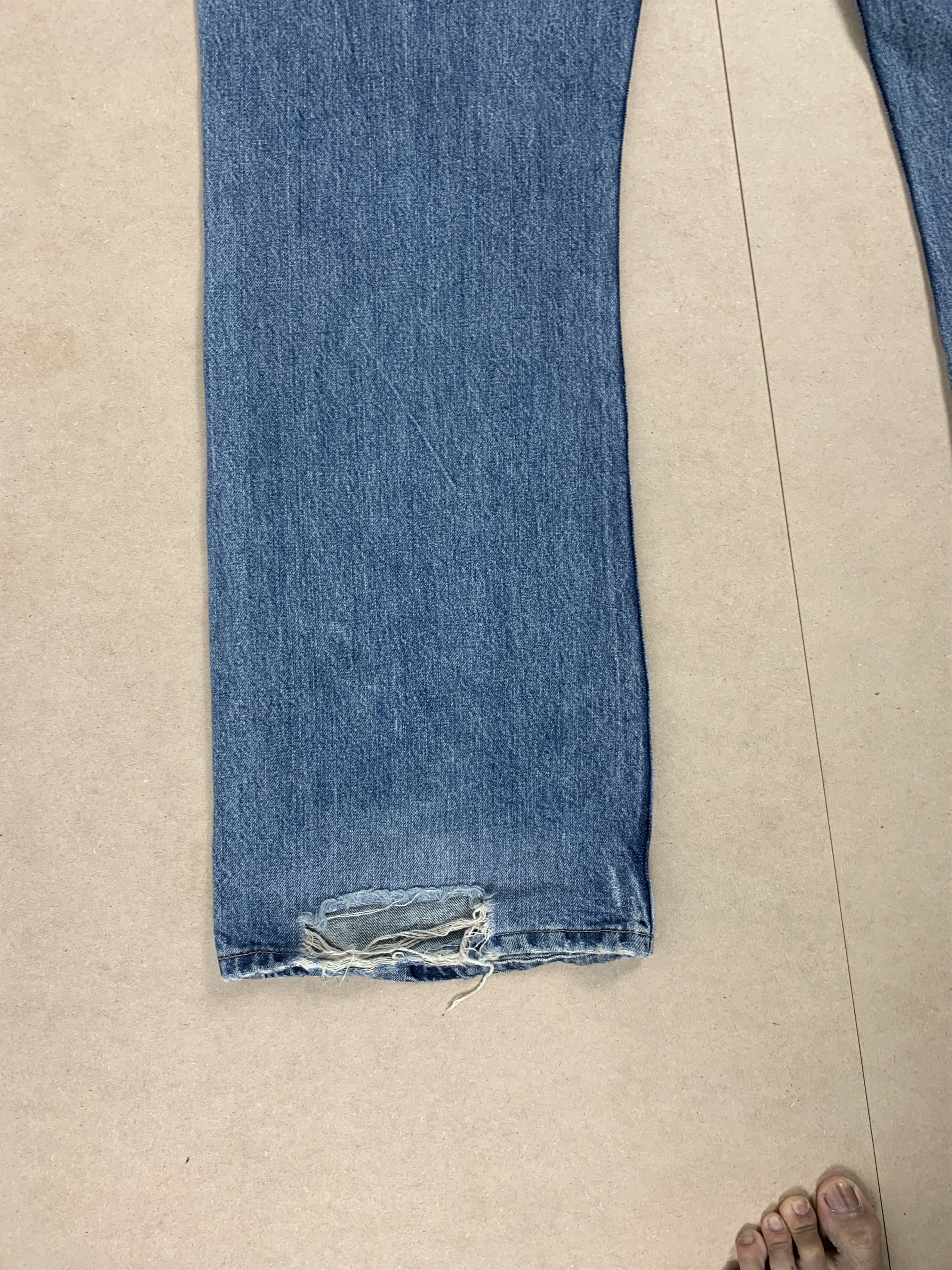 Levi's Vintage LEVIS 527 Flared Bootcut Distressed Jeans P0193 Size US 36 / EU 52 - 16 Thumbnail
