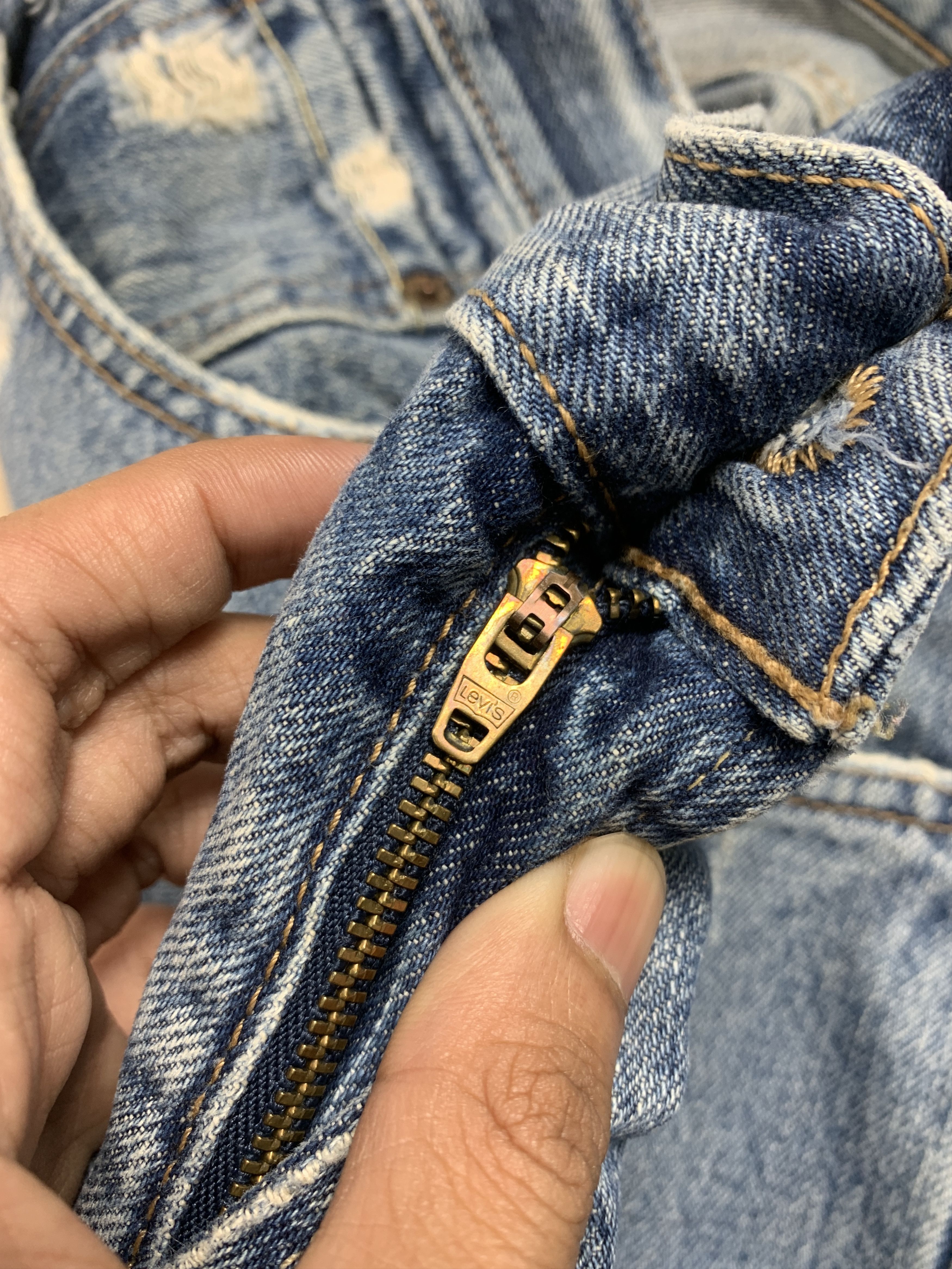 Levi's Vintage LEVIS 527 Flared Bootcut Distressed Jeans P0193 Size US 36 / EU 52 - 24 Thumbnail