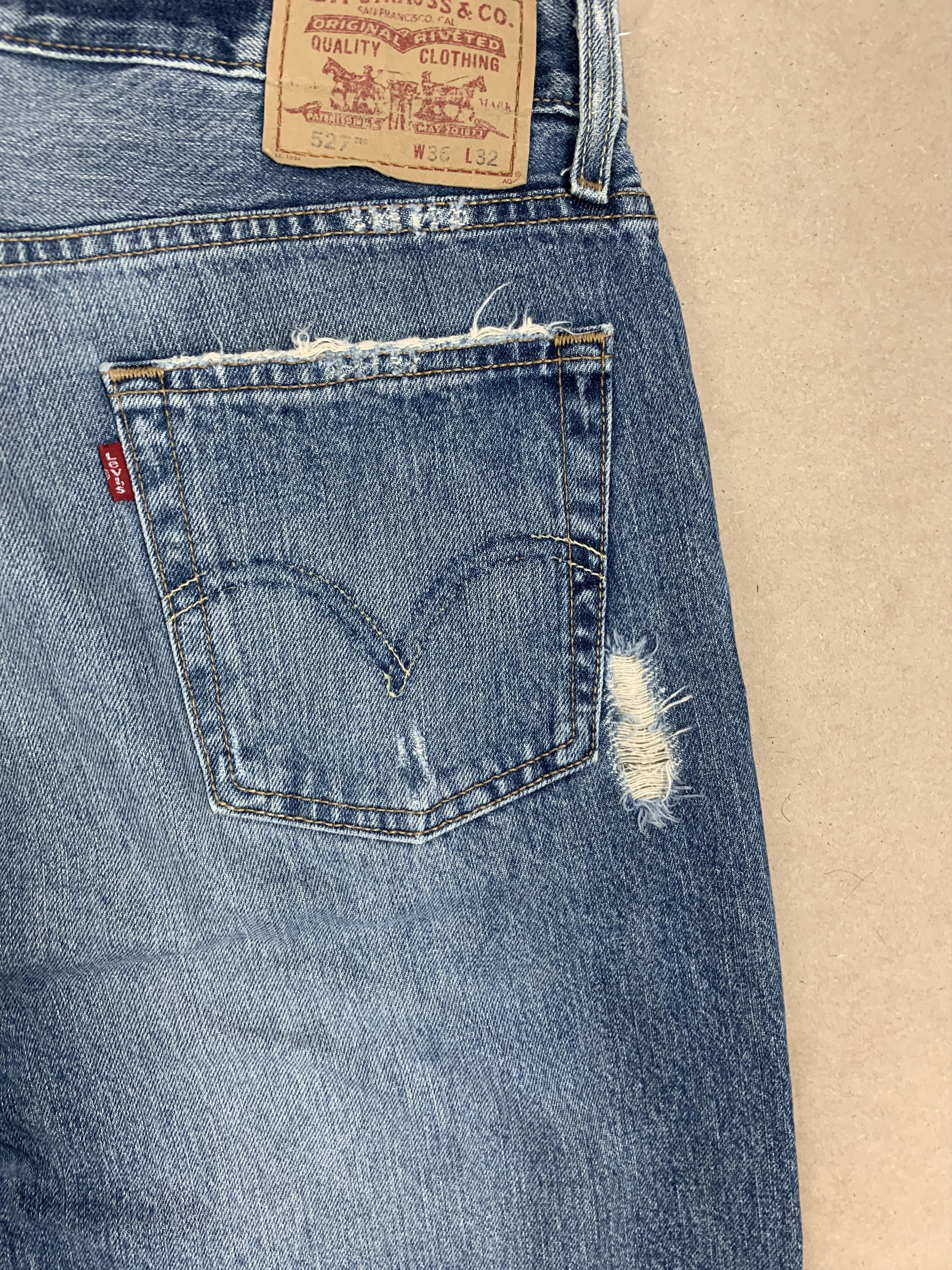 Levi's Vintage LEVIS 527 Flared Bootcut Distressed Jeans P0193 Size US 36 / EU 52 - 13 Thumbnail