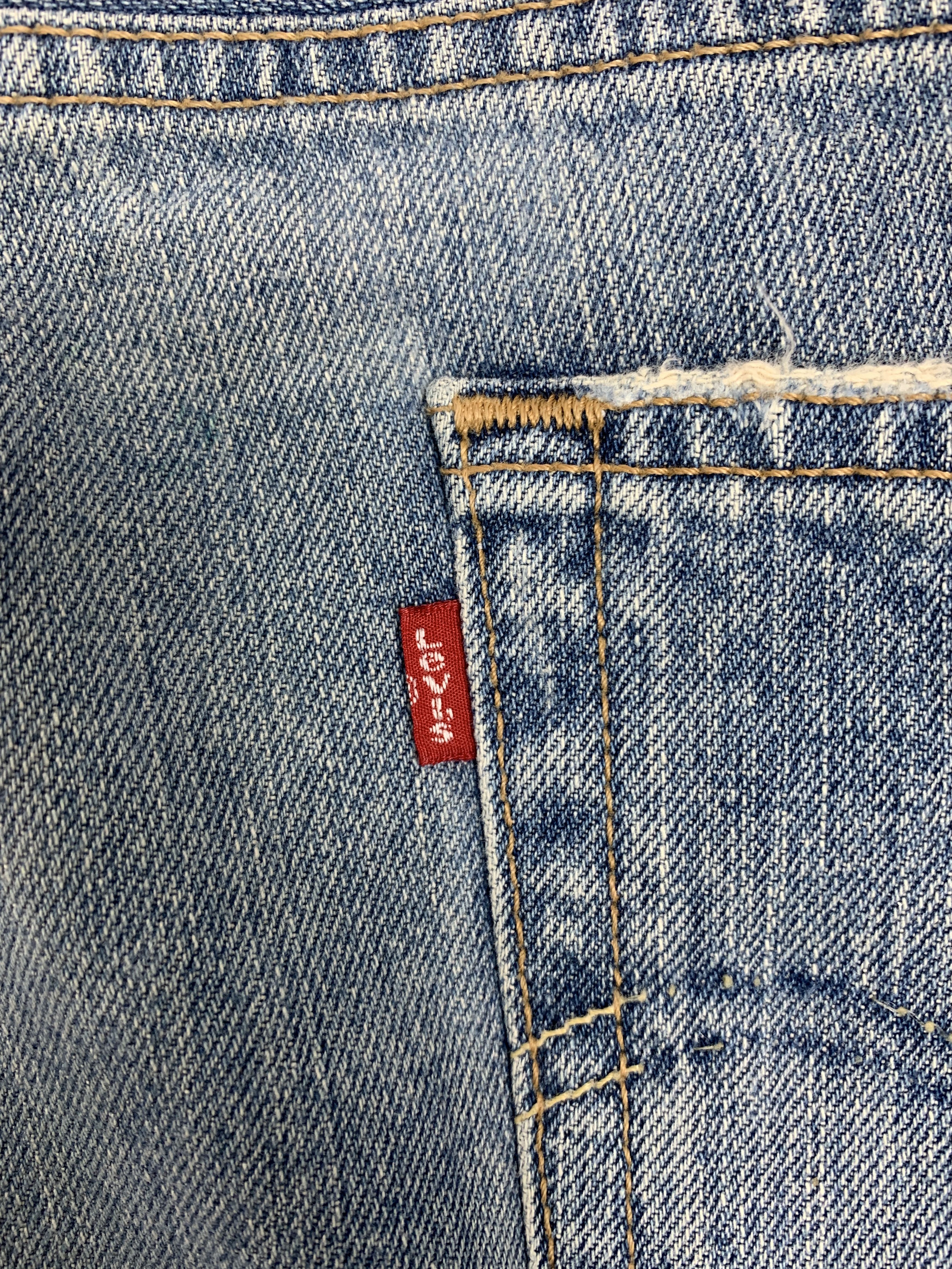 Levi's Vintage LEVIS 527 Flared Bootcut Distressed Jeans P0193 Size US 36 / EU 52 - 19 Thumbnail