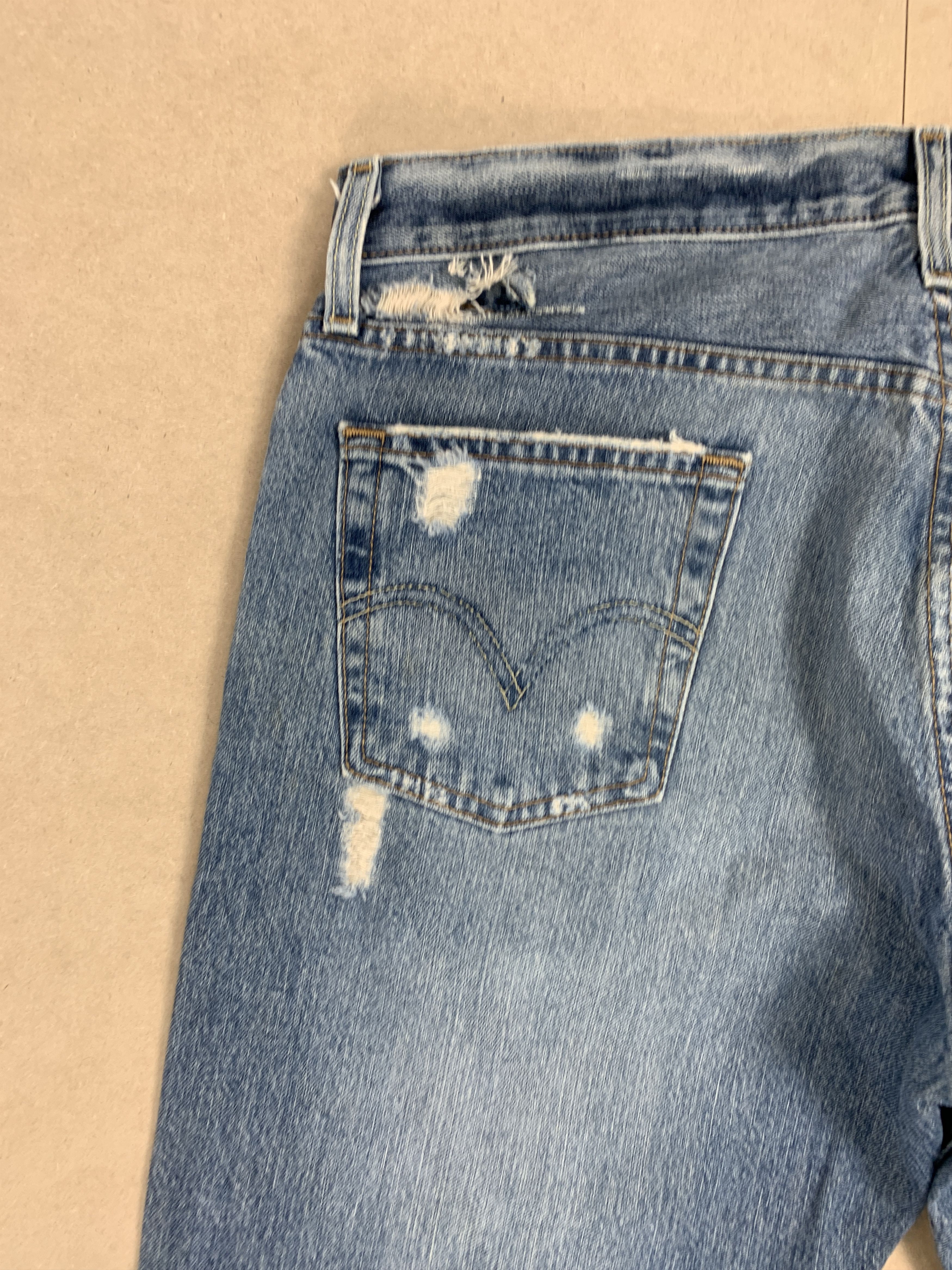 Levi's Vintage LEVIS 527 Flared Bootcut Distressed Jeans P0193 Size US 36 / EU 52 - 14 Thumbnail