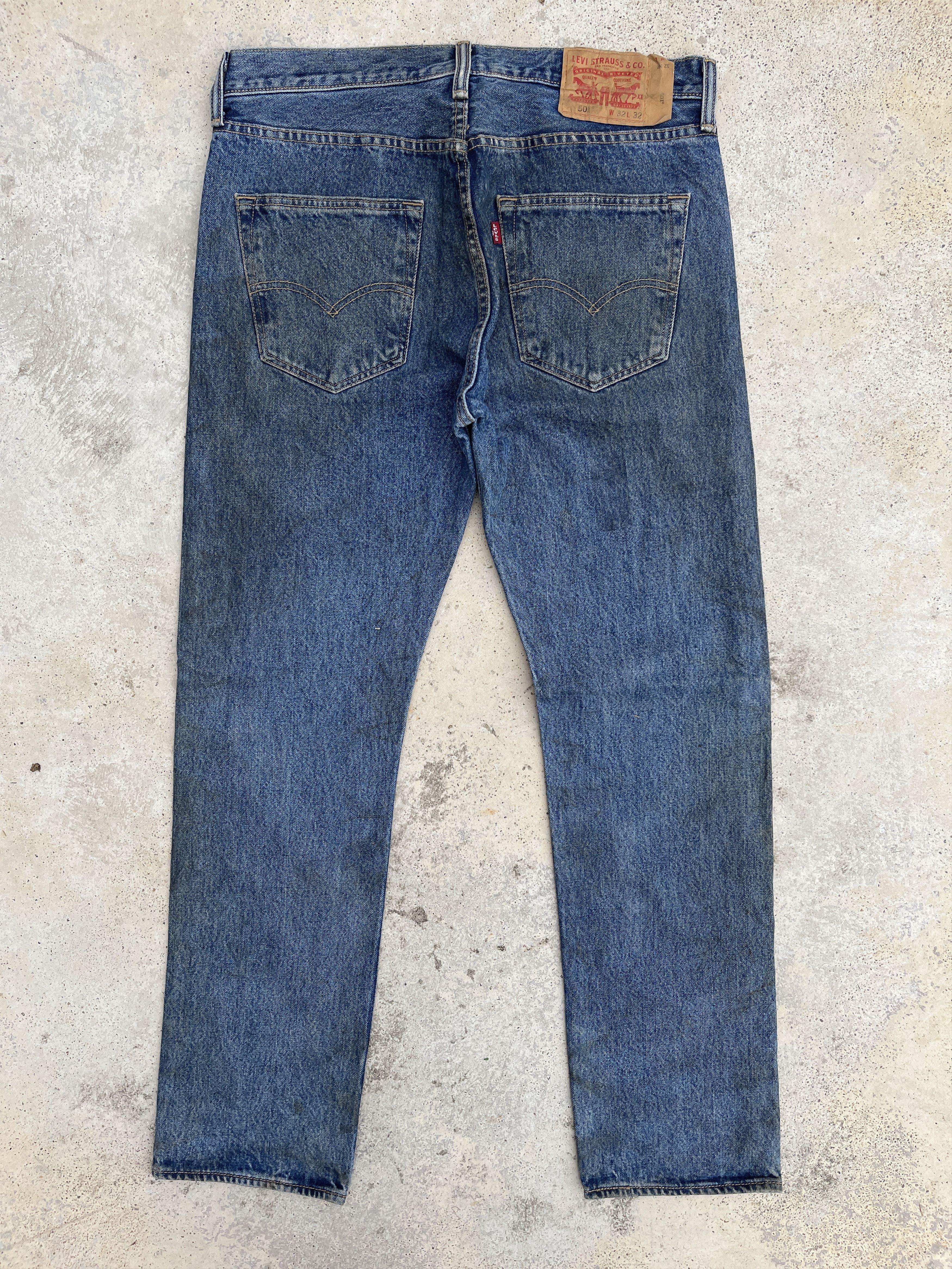 Levi's Vintage Levis 501 Distressed Jeans - J262 Size US 34 / EU 50 - 2 Thumbnail