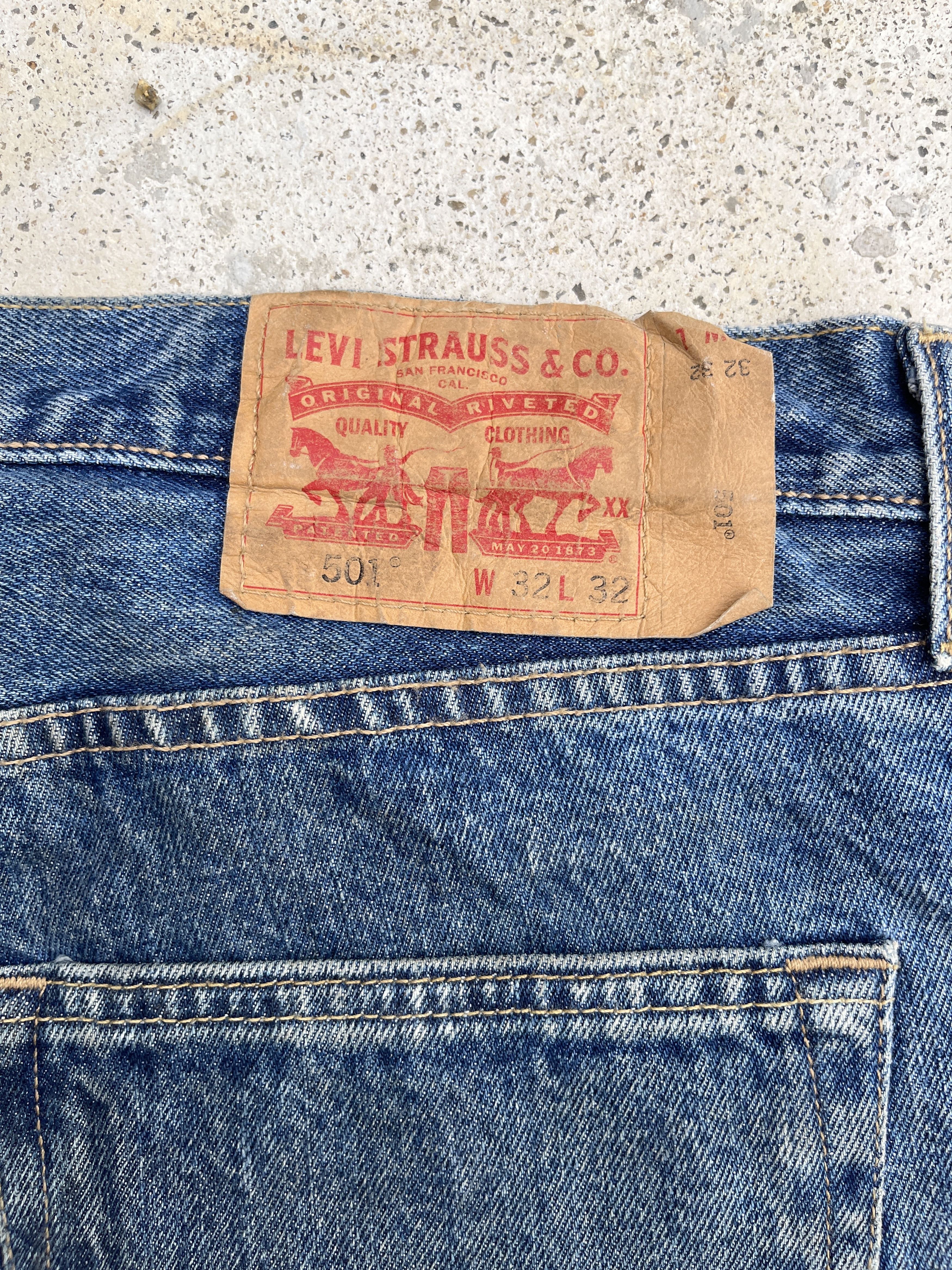 Levi's Vintage Levis 501 Distressed Jeans - J262 Size US 34 / EU 50 - 11 Thumbnail