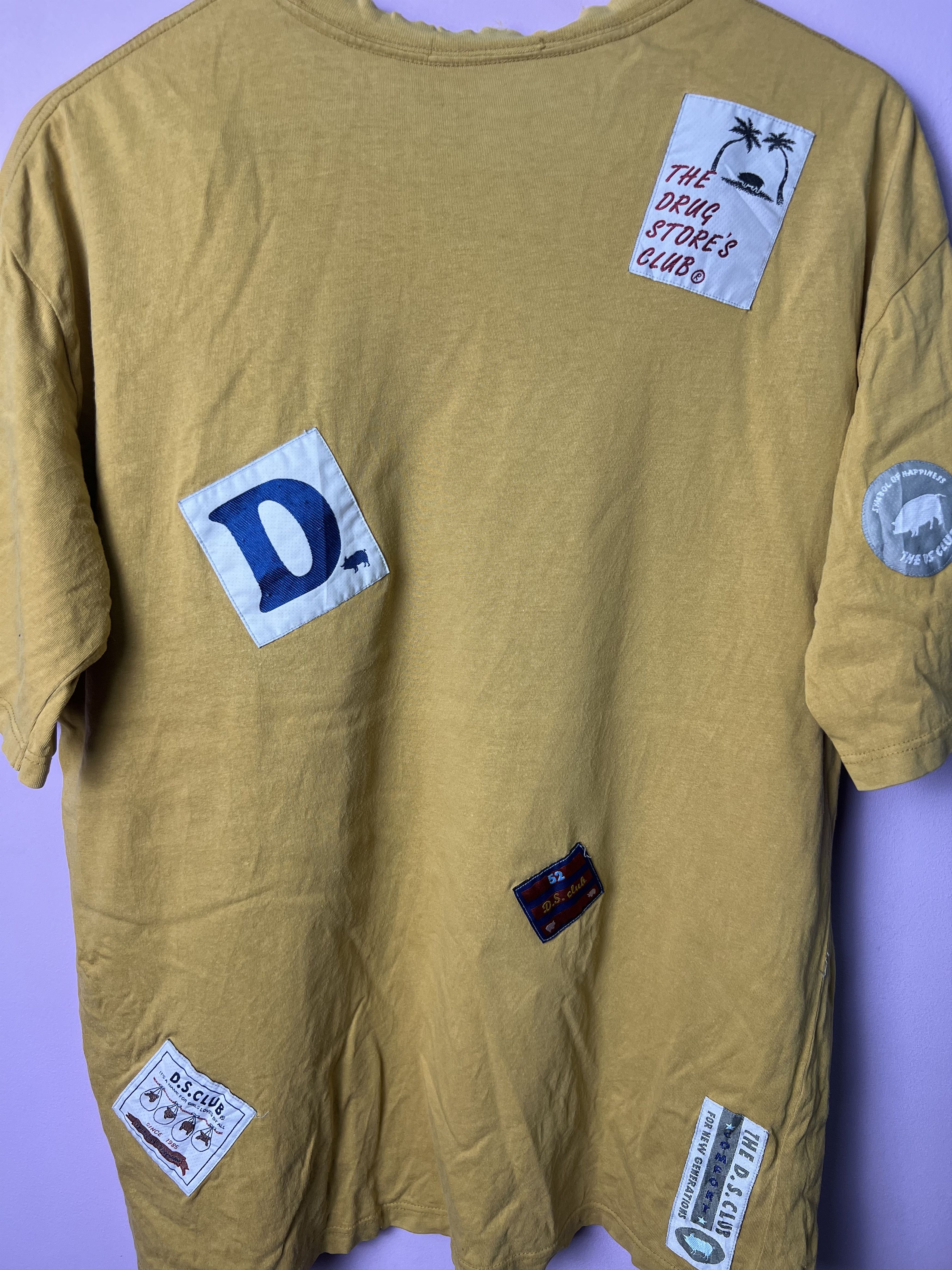Japanese Brand 🔥Distressed Rare Drugs Store Club Patches Tees Size US M / EU 48-50 / 2 - 13 Thumbnail